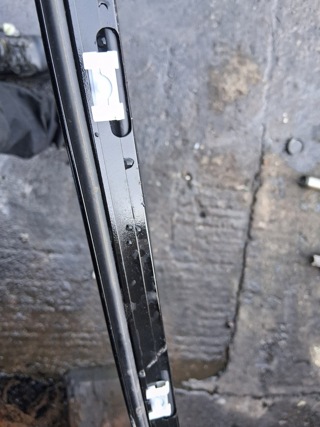 2024 BMW 2 SERIES F44 COUPE NS PASSENGER SIDE LEFT ROOF RAIL STRIP TRIM 7483155