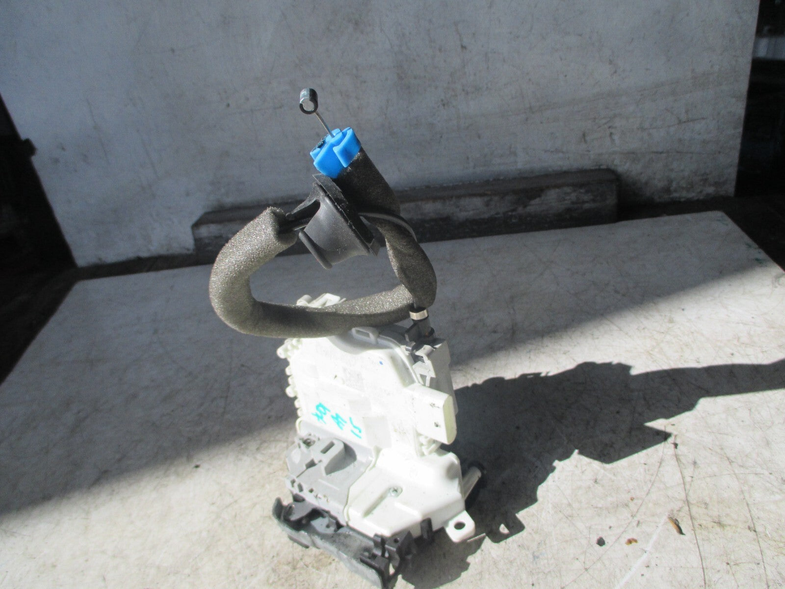 AUDI A1 8X 2015 OSR DRIVER SIDE REAR DOOR LOCK 8X0839016C