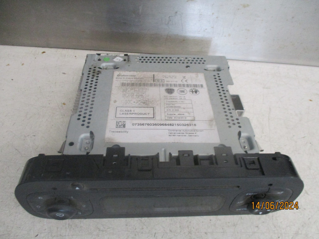 FIAT PANDA MK3 2018 RADIO CD PLAYER STEREO HEAD UNIT 07356760360