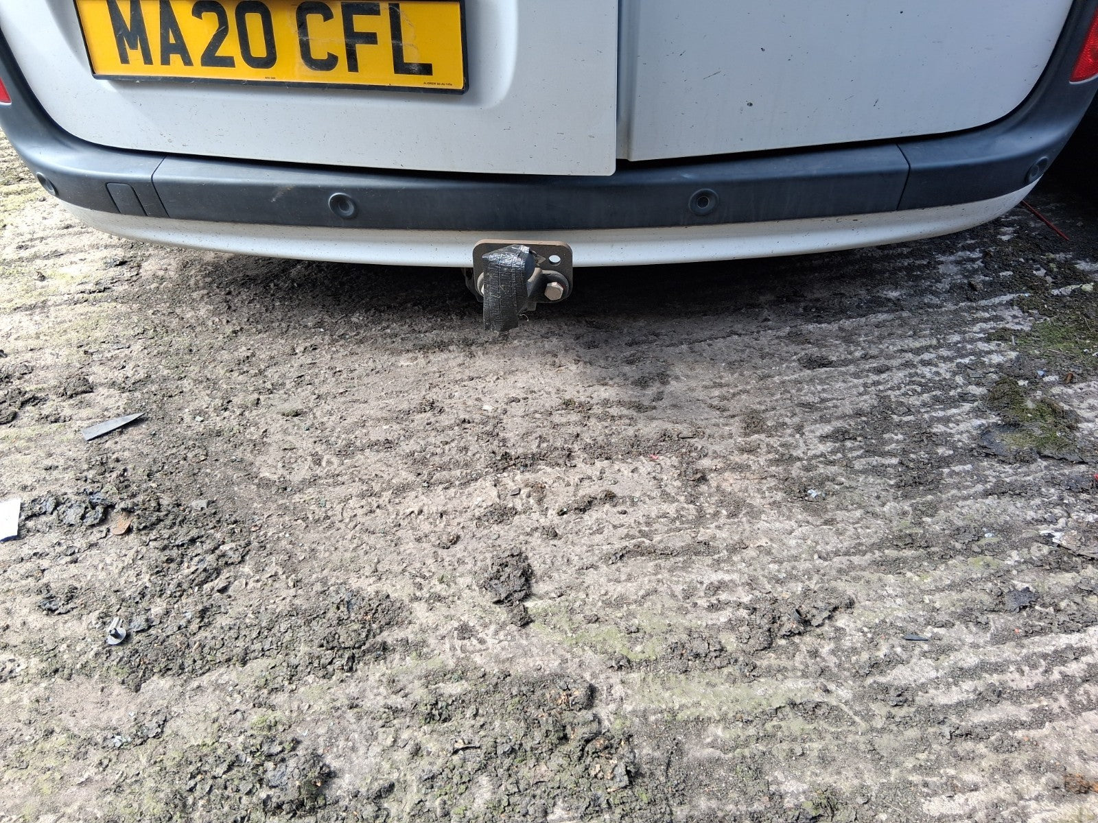 2020 RENAULT KANGOO MK2 FACELIFT COMPLETE REAR BUMPER WITHOUT TOW BAR