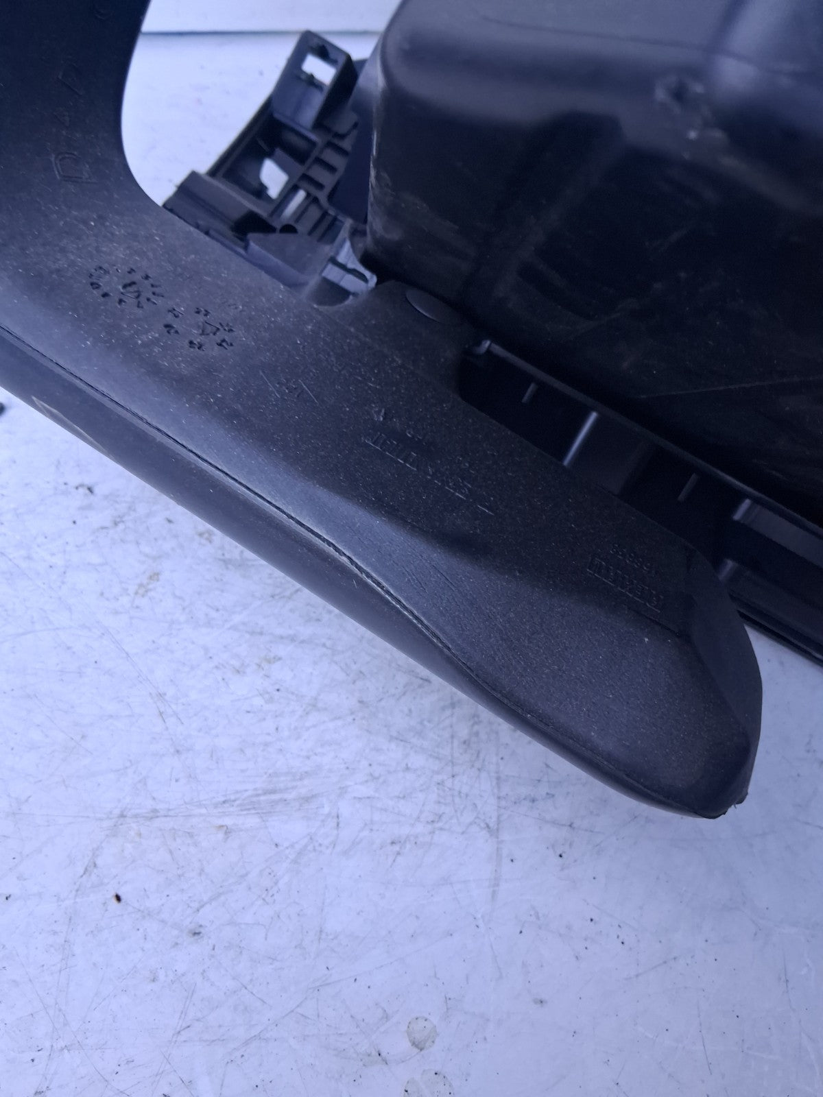 2023 RENAULT MASTER MK3 STORAGE COMPARTMENT GLOVEBOX 685004863R