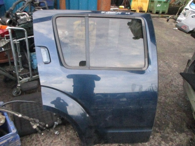 2006 NISSAN PATHFINDER R51 OSR DRIVER SIDE REAR BARE DOOR BLUE BW9