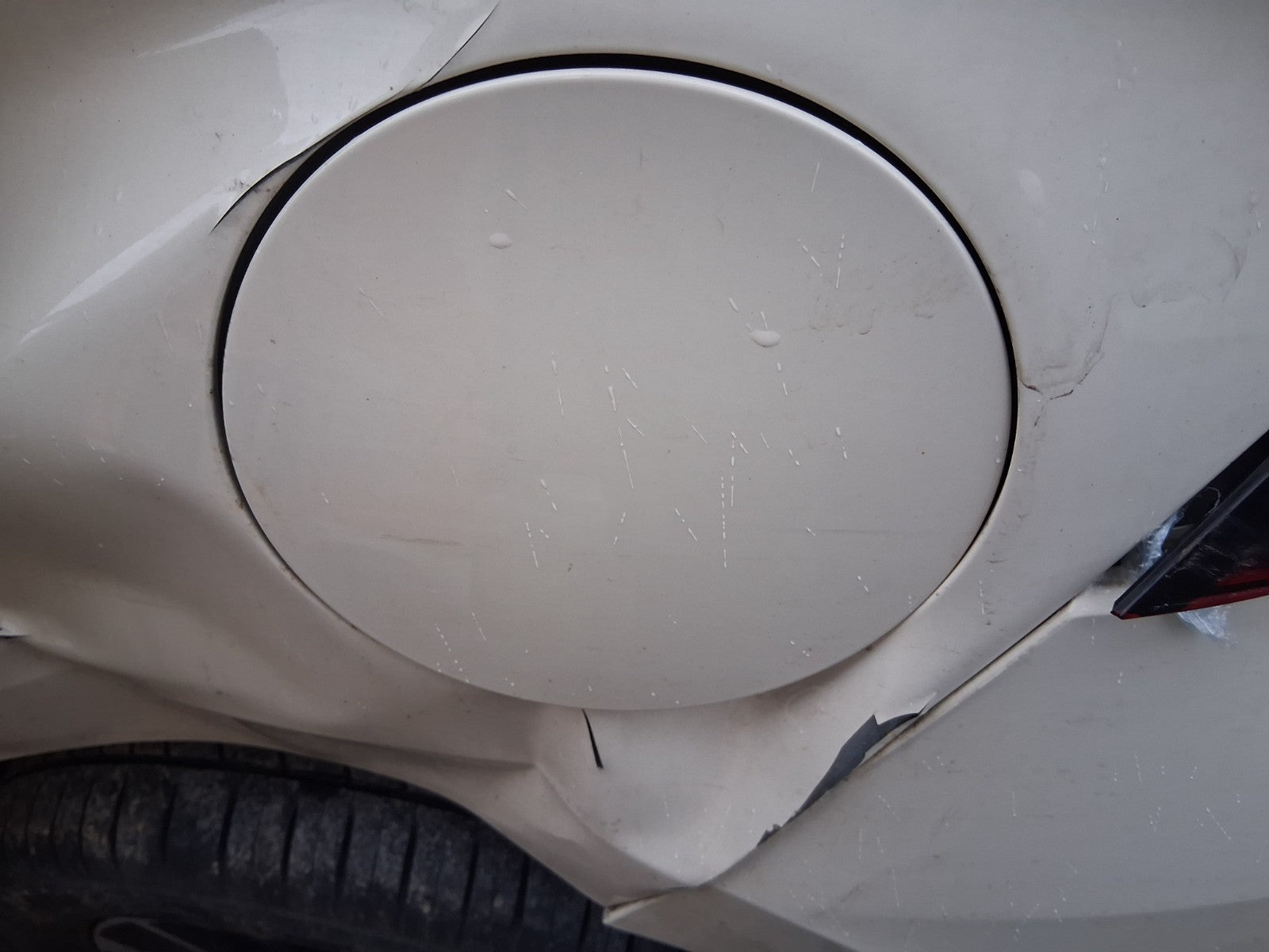 2018 NISSAN MICRA K14 FUEL FLAP LID COVER IVORY