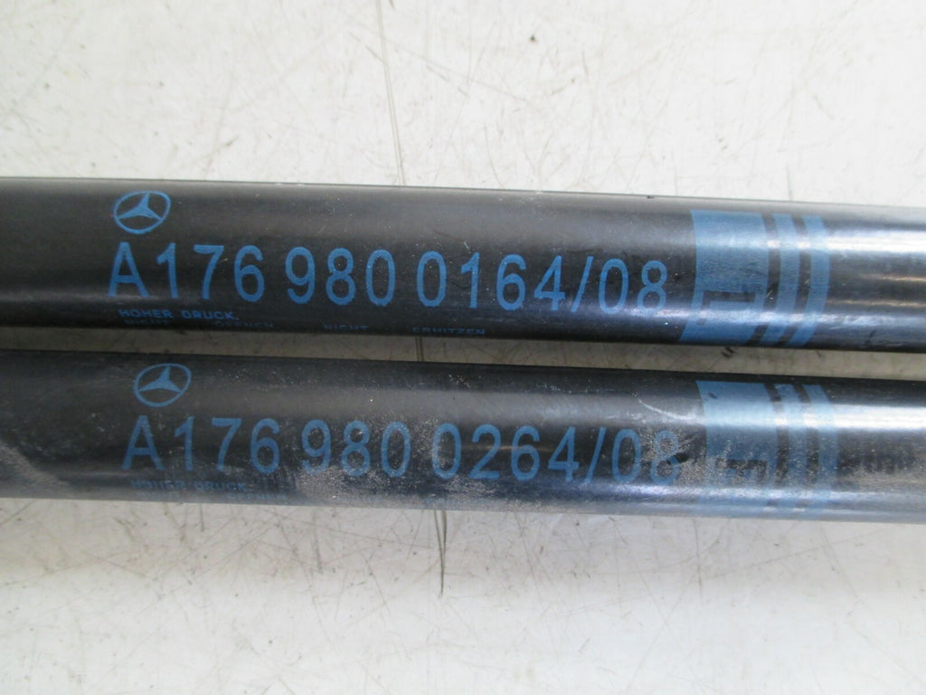 MERCEDES BENZ A CLASS W176 2017 TAIL GATE BOOT LID GAS STRUTS PAIR A1769800164