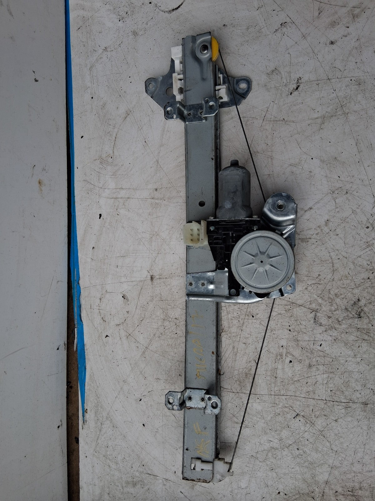 NISSAN MICRA K14 2017 MK5 NSF PASSENGER FRONT WINDOW MOTOR REGULATOR 807304CA0A