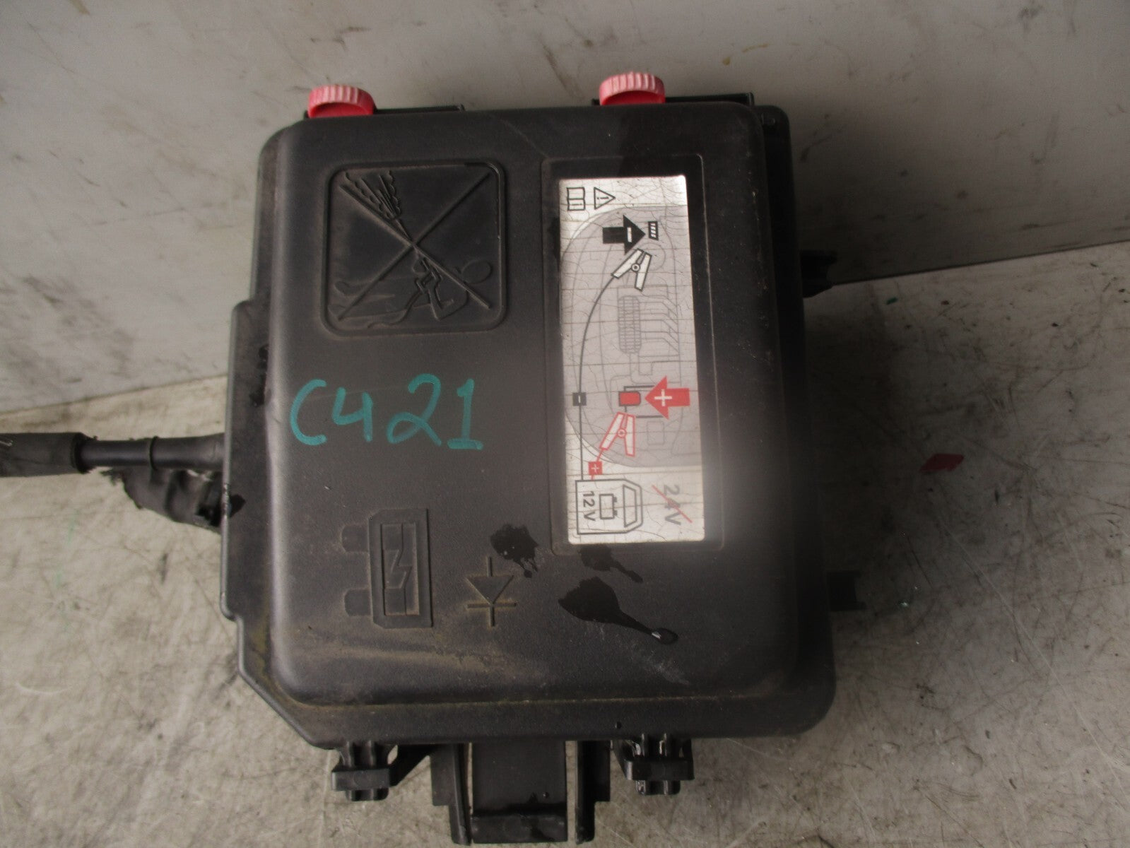 2021 CITROEN C4 MK3 1.2 PETROL UNDER BONNET FUSE BOX 9824510780
