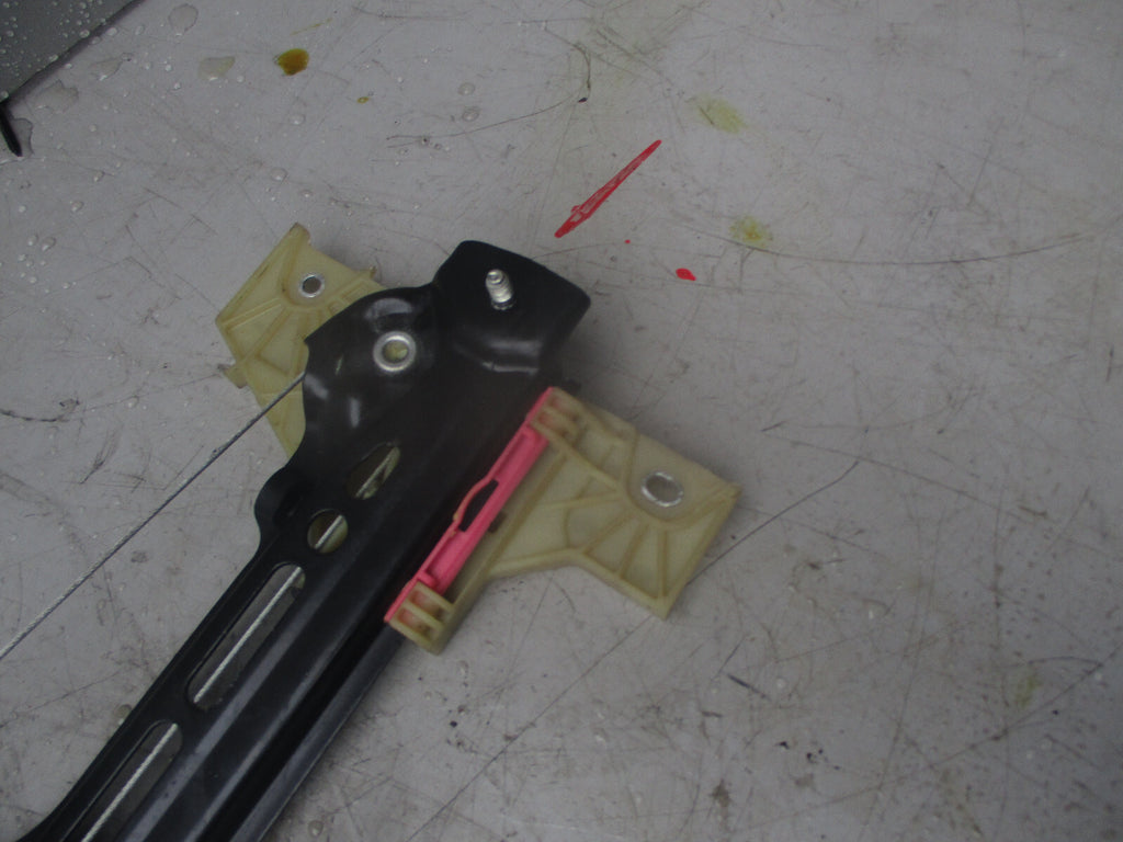 CITROEN C4 PICASSO 2013 OSR REAR DOOR WINDOW REGULATOR & MOTOR  9825709880
