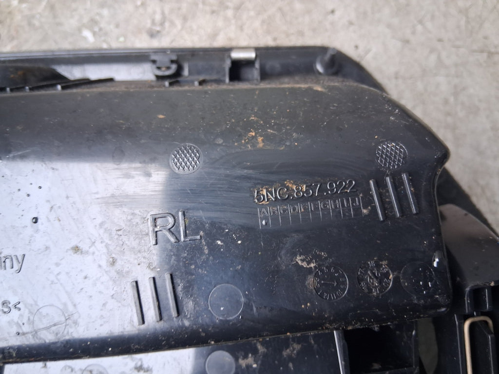 VW VOLKSWAGEN TIGUAN MK2 DASHBOARD CENTRE UPPER STORAGE COMPARTMENT 5NC857922