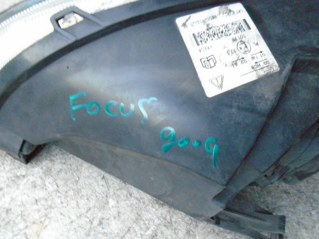 FORD FOCUS 2009 MK2 OSF FRONT DRIVER SIDE HEADLIGHT HEADLAMP