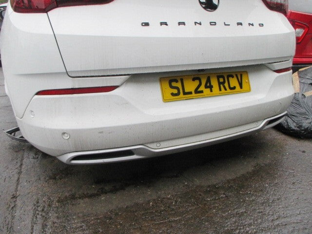 2024 VAUXHALL GRANDLAND MK1 FACELIFT REAR COMPLETE BUMPER WITH PDC SENSOR WHITE
