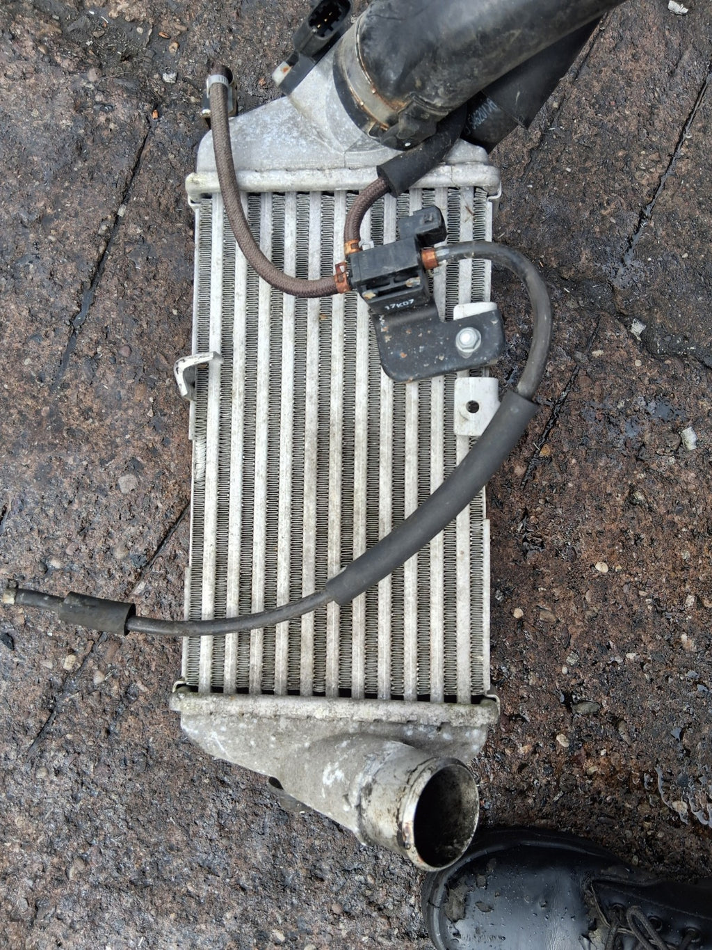 2018 KIA STONIC 1.0 PETROL INTERCOOLER RADIATOR 2827004610