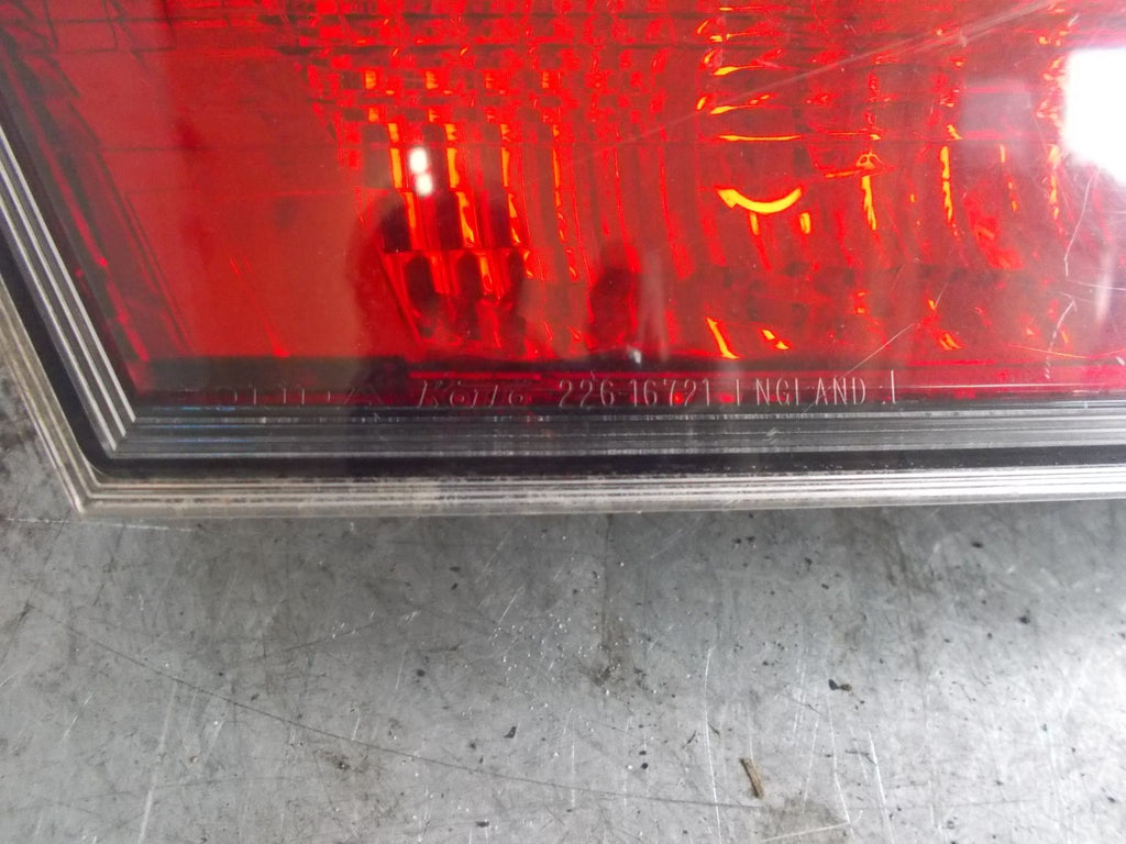 2006 HONDA CIVIC NS PASSENGER SIDE REAR TAIL LIGHT 22616721