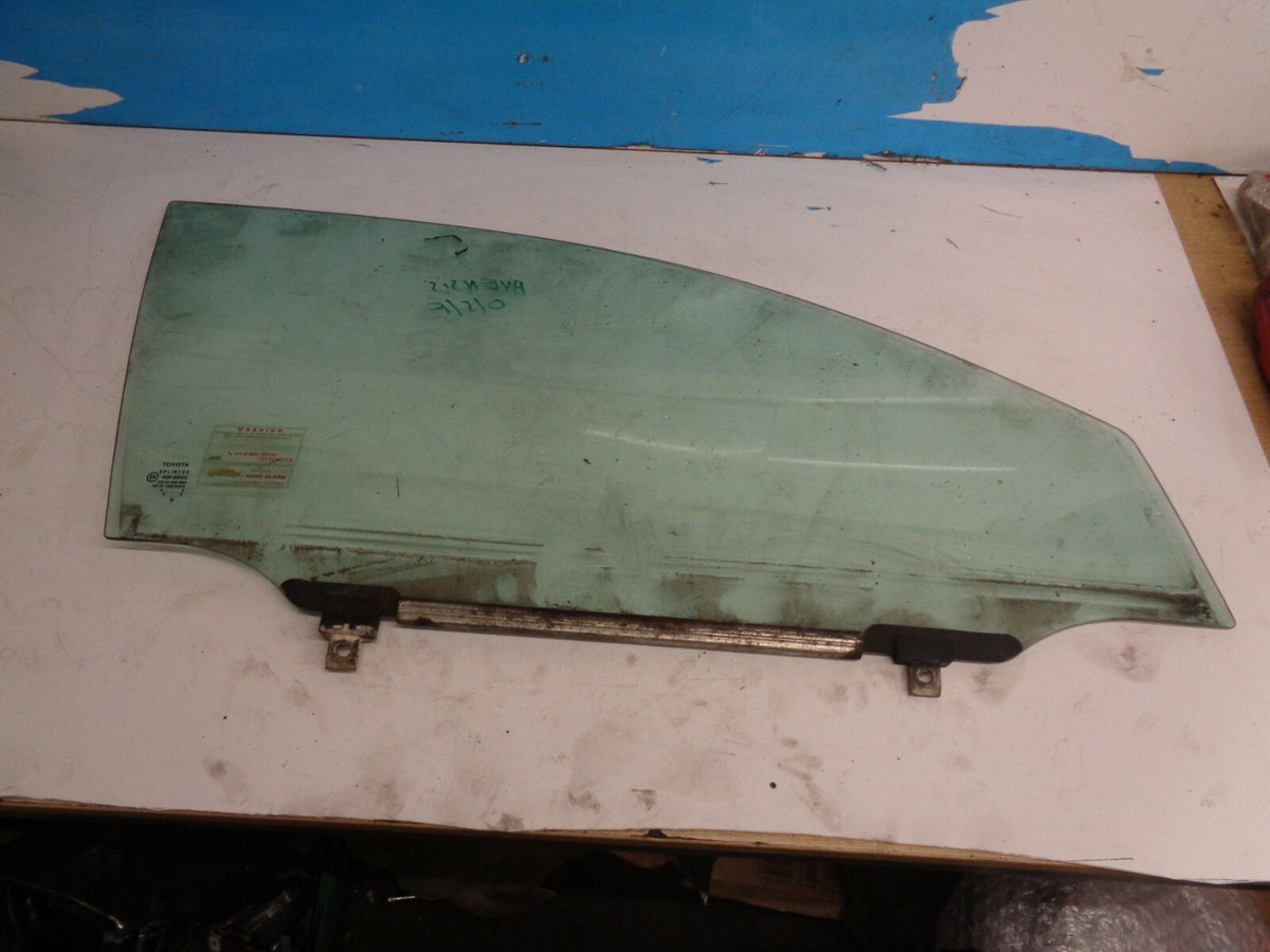 TOYOTA AVENSIS 2004 1.8 PETROL OSF DRIVER SIDE FRONT DOOR WINDOW GLASS
