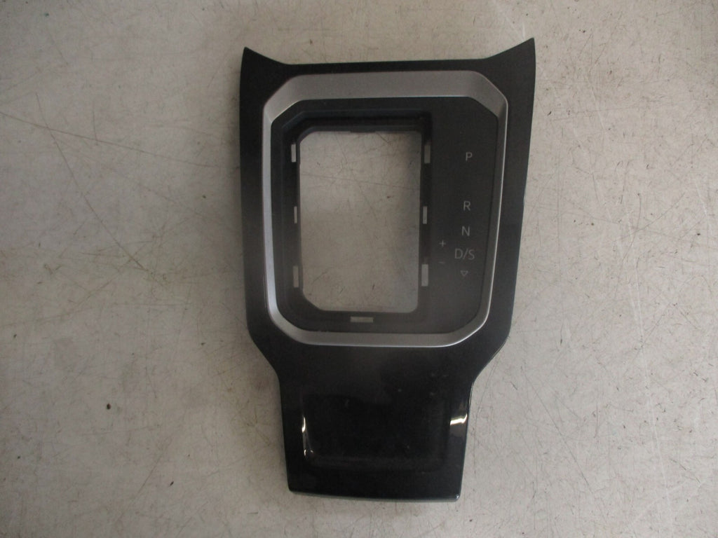 2020 VOLKSWAGEN T ROC AUTOMATIC GEAR SELECTOR SURROUND TRIM 2GA711456C
