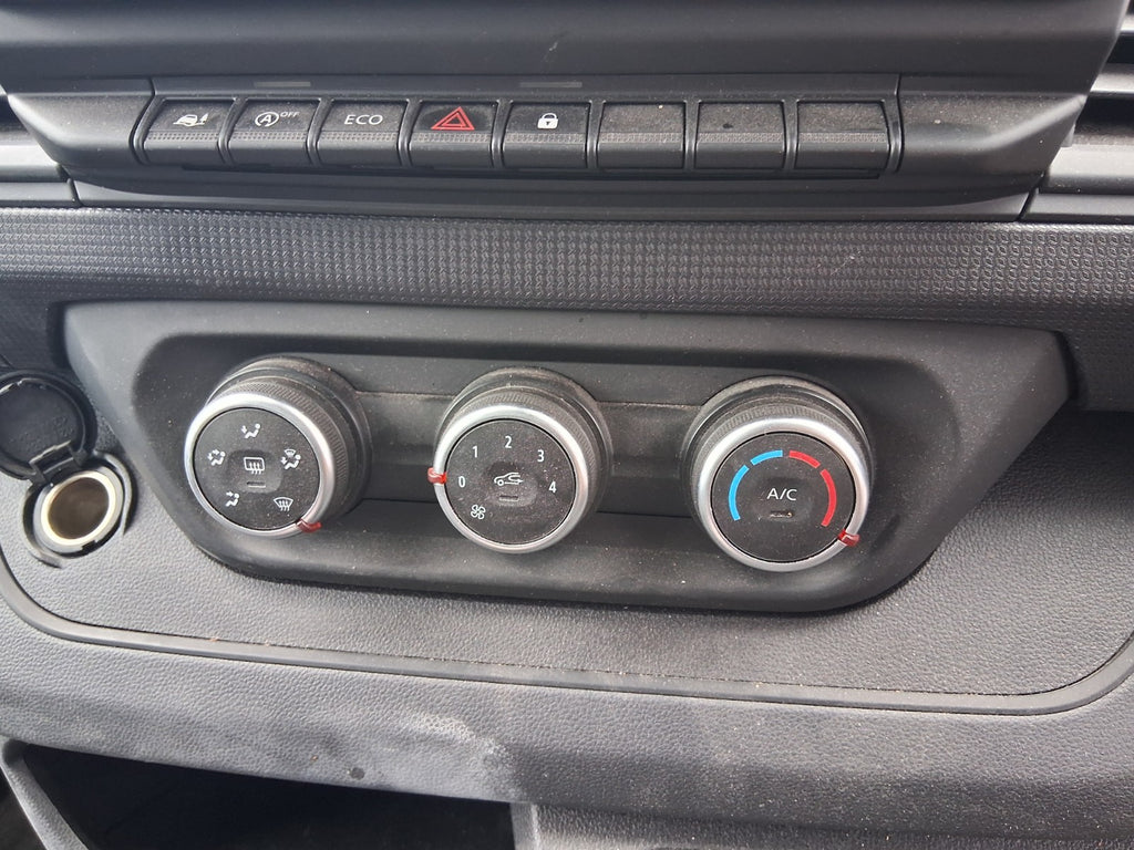 2024 RENAULT TRAFIC X82 MK3 HEATER AC CLIMATE CONTROL SWITCH PANEL