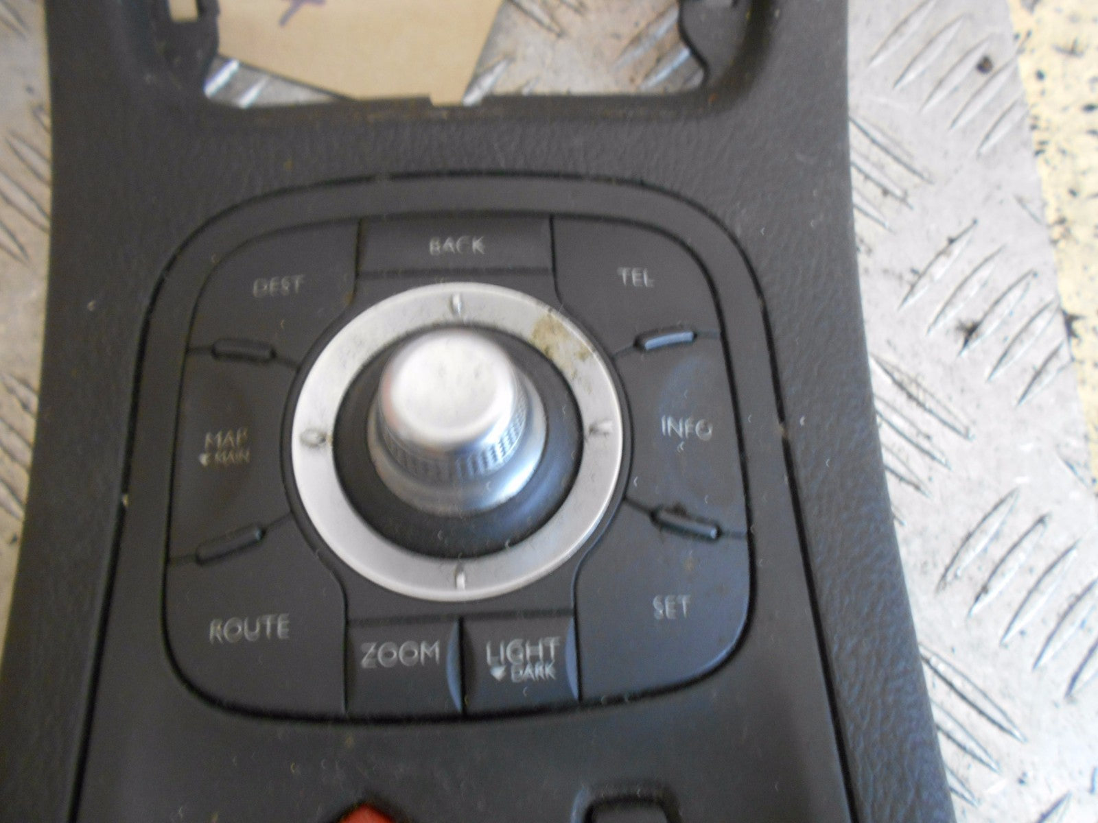 RENAULT LAGUNA MK2 2006 CENTRE CONSOLE MULTIFUNCTION SWITCH ASSEMBLY 8200326970
