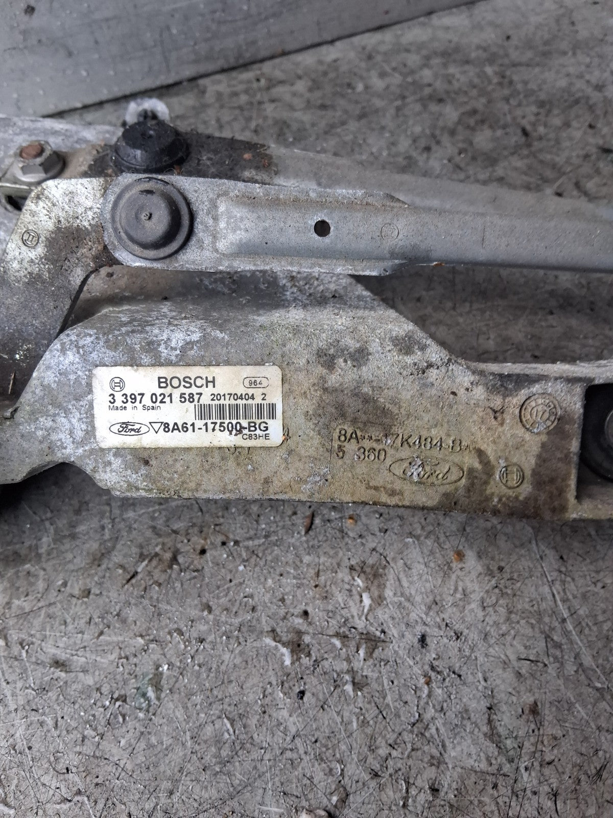 2017 FORD FIESTA FRONT WINDSCREEN WIPER MOTOR & LINKAGE 3397021587
