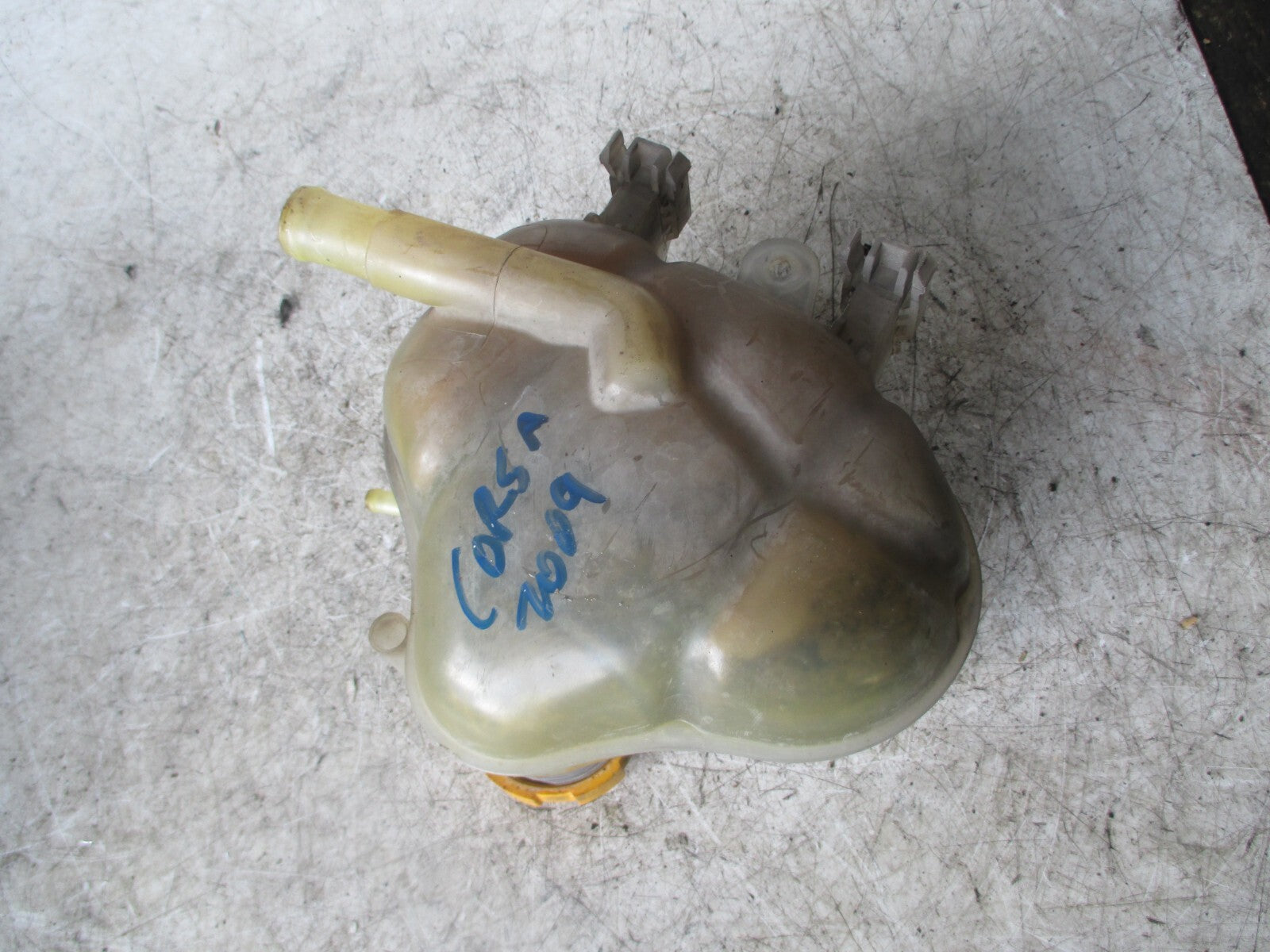 VAUXHALL CORSA D 2009 3 DOOR COOLANT EXPANSION TANK 55702164