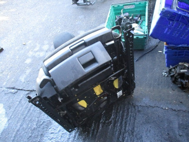 AUDI A3 8V 2013 OSF DRIVER SIDE FRONT COMPLETE SEAT GREY