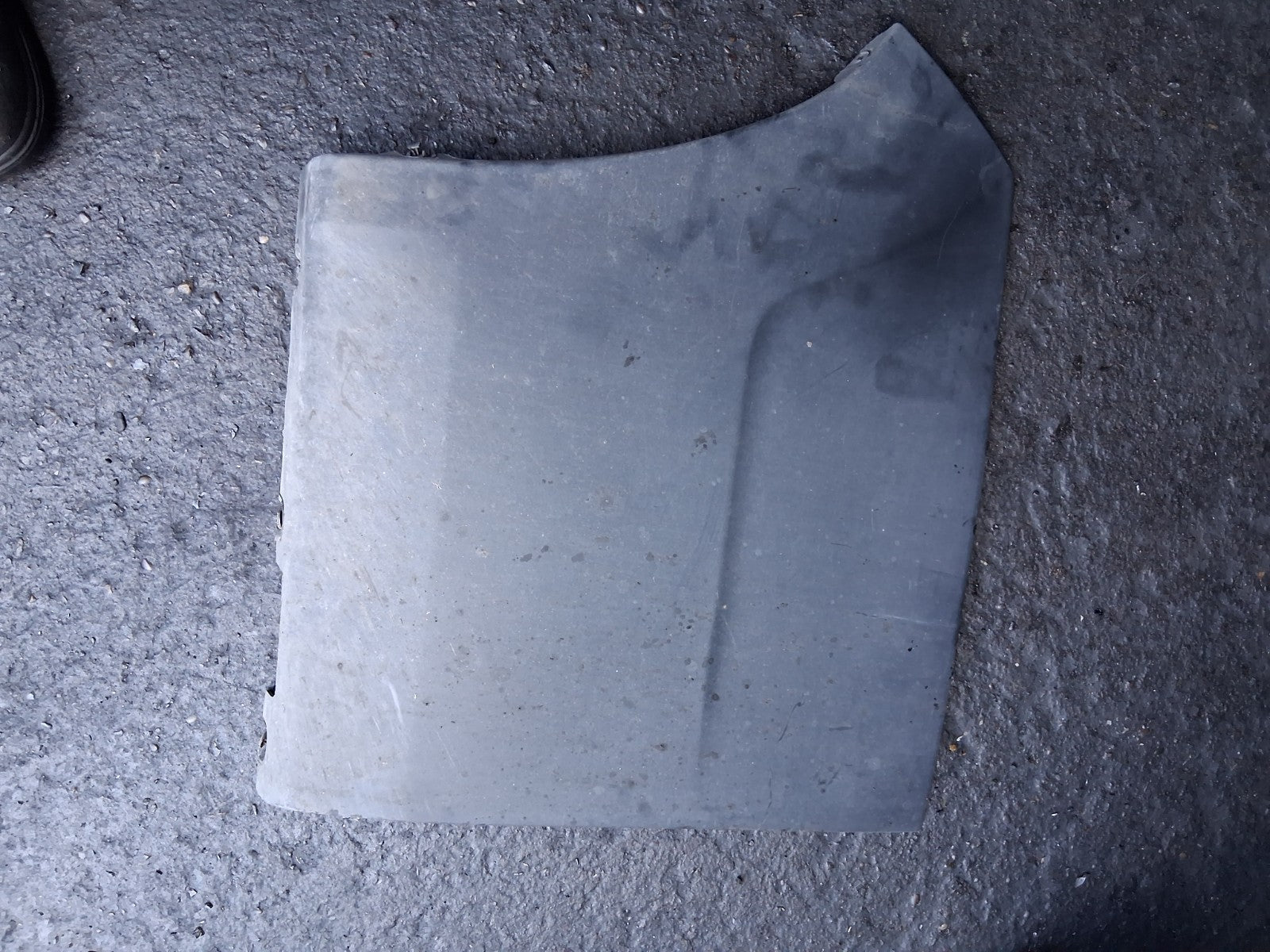 2021 PEUGEOT BOXER MK3 NSR PASSENGER SIDE REAR LEFT QUARTER BODY TRIM 1311713070