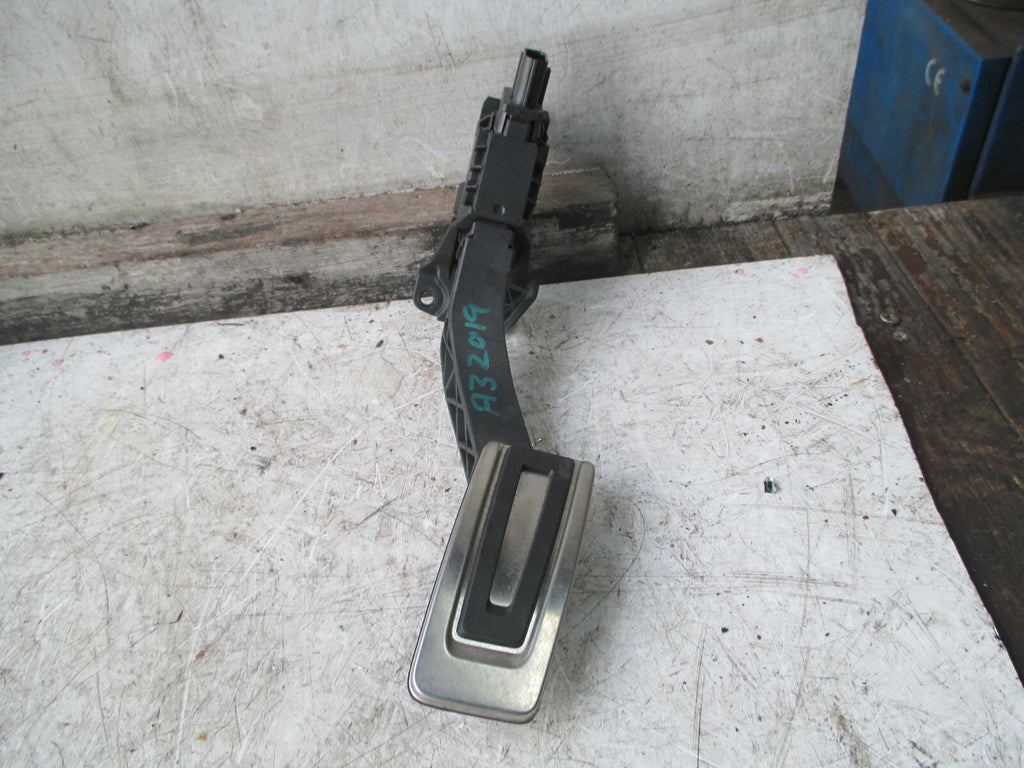AUDI A3 2019 MK3 8V 2.0 DIESEL ACCELERATOR THROTTLE PEDAL 5Q2723503D