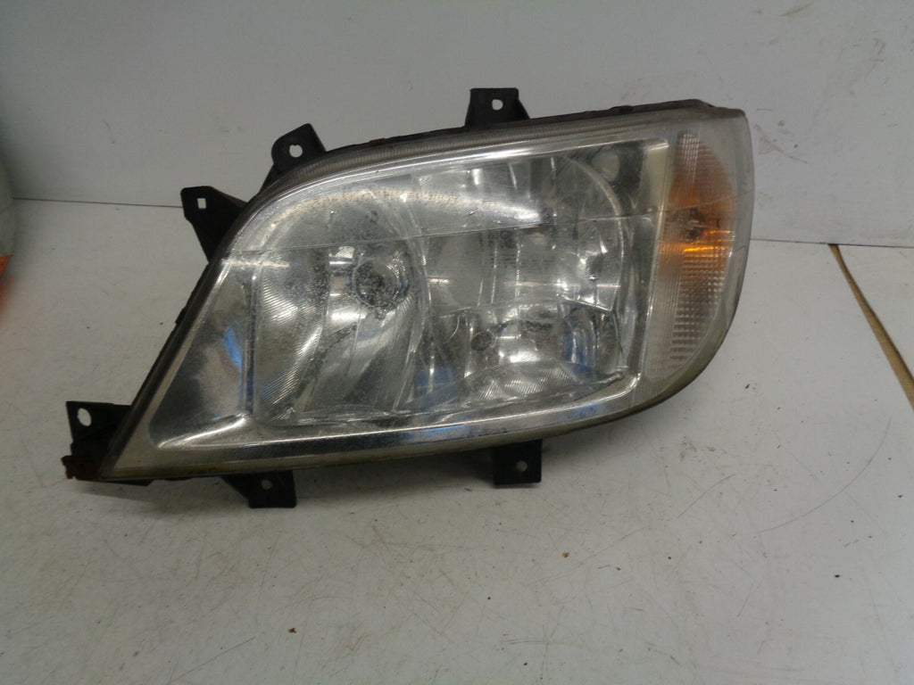 MERCEDES BENZ 2003-2006 NS PASSENGER SIDE HEADLIGHT HEADLAMP