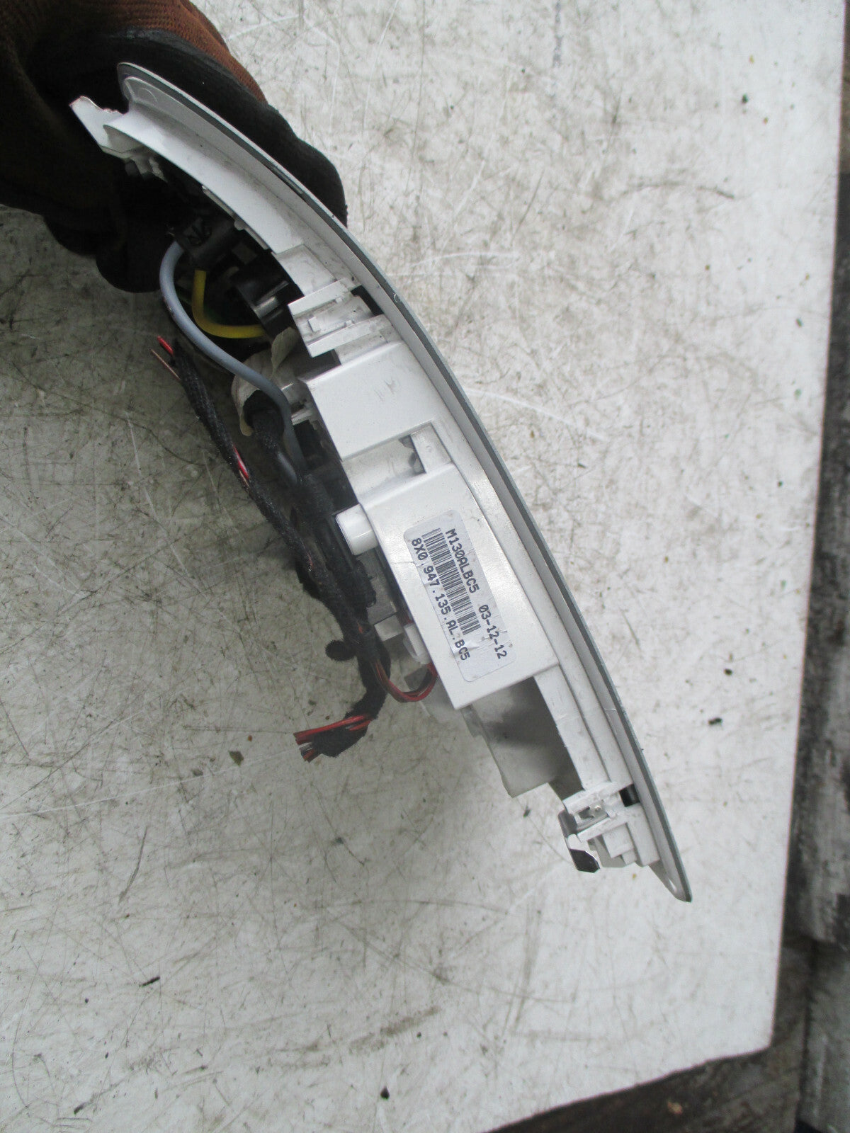 AUDI A1 8X 2015 FRONT INTERIOR ROOF READING LIGHT 8X0947135