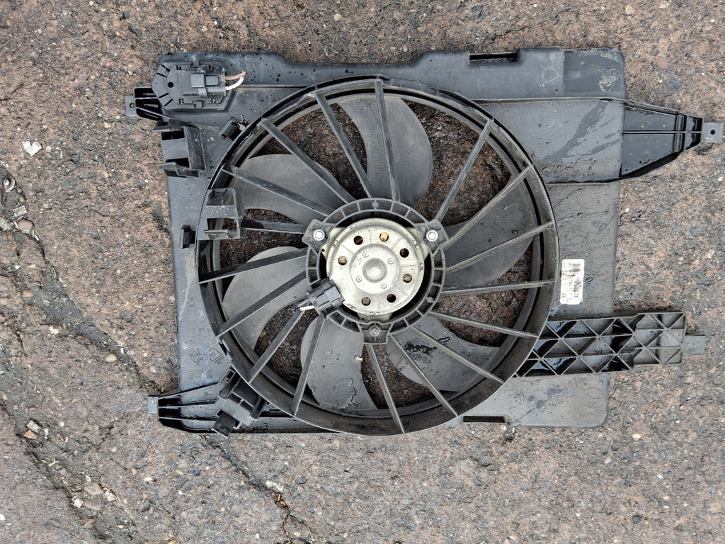 2012 RENAULT SCENIC MK3 2.0 DIESEL RADIATOR FAN