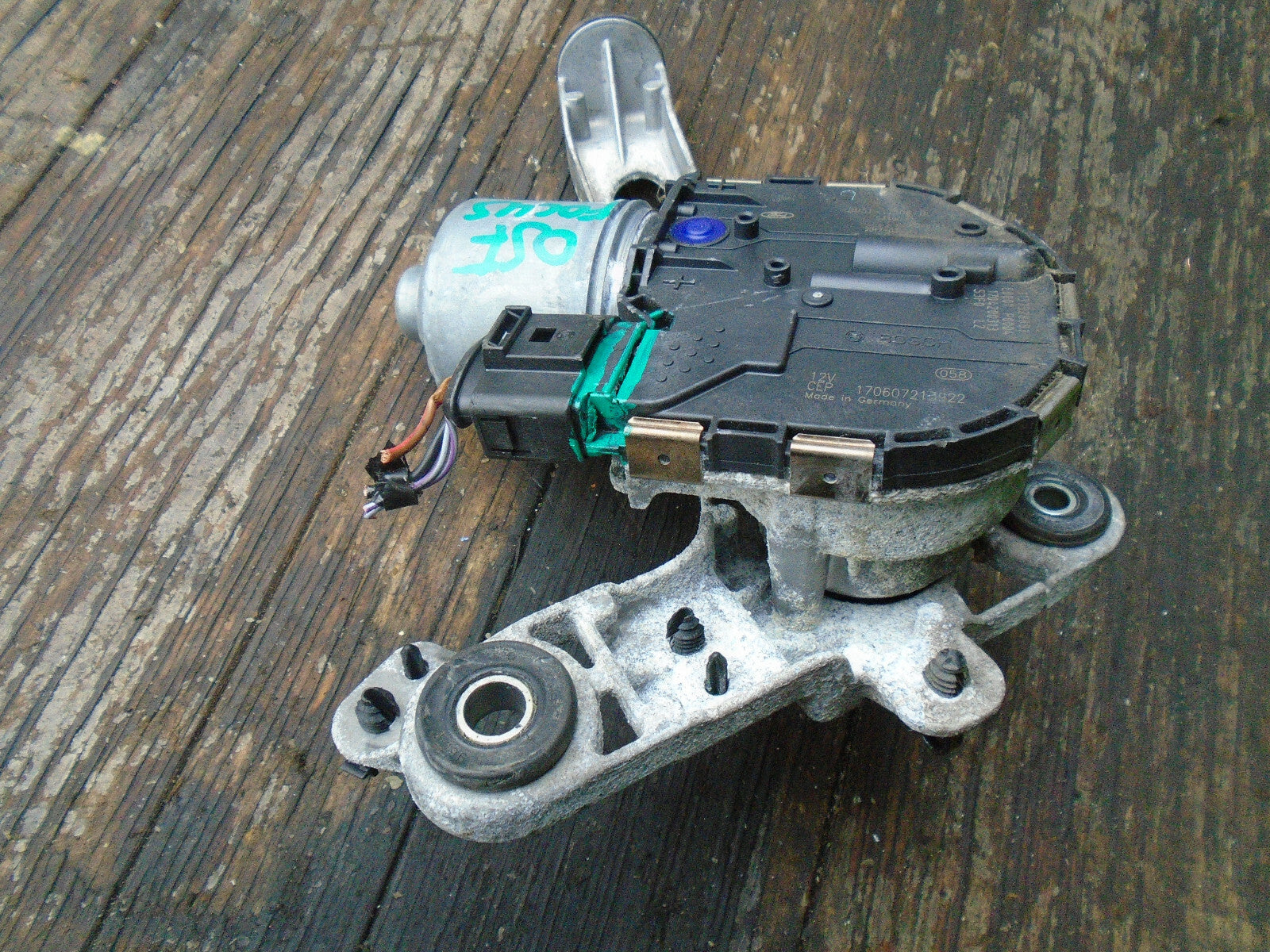 FORD FOCUS MK3 2017 FRONT WINDSCREEN DRIVER SIDE WIPER MOTOR BM5117504BL