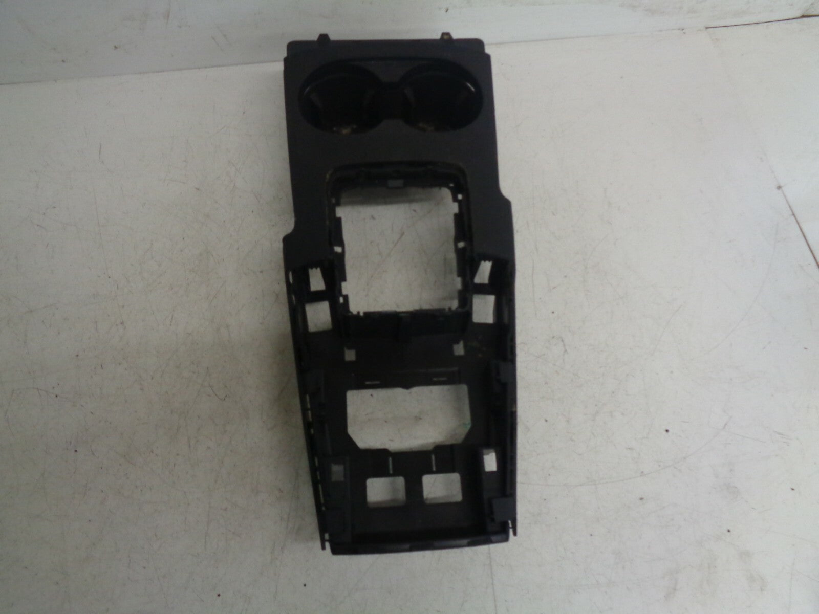 AUDI A3  8V CENTRE CONSOLE WITH CUP HOLDER 8V2864261C