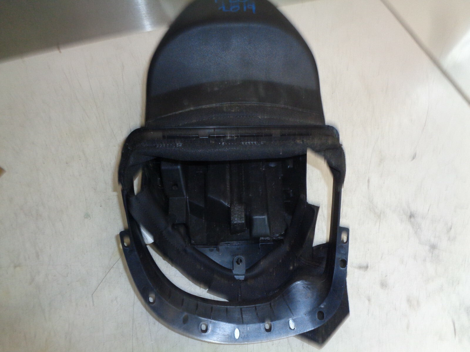 BMW 1 SERIES F20 2019 LCI STEERING COLUMN SURROUND TRIM COWLING 6823466