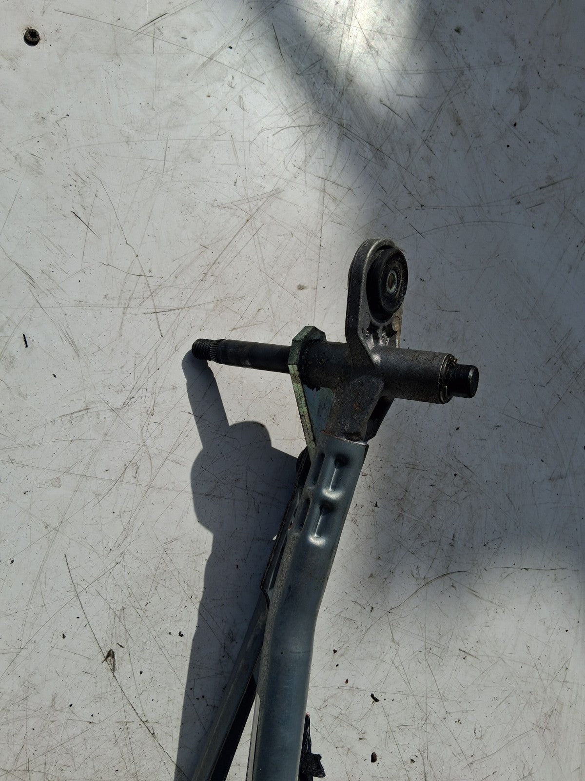 2024 BMW 2 SERIES FRONT WIPER MOTOR MECHANISM AND LINKAGE 3397022050