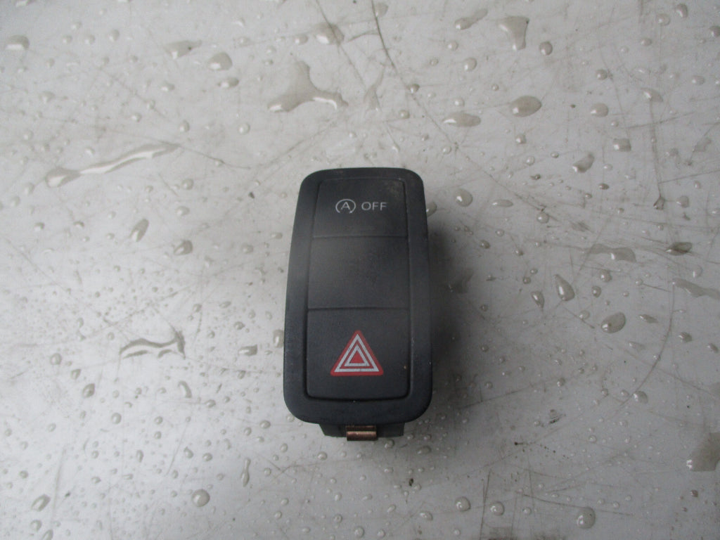 AUDI A1 8X 2015 HAZARD SWITCH BUTTON 8X0959672G