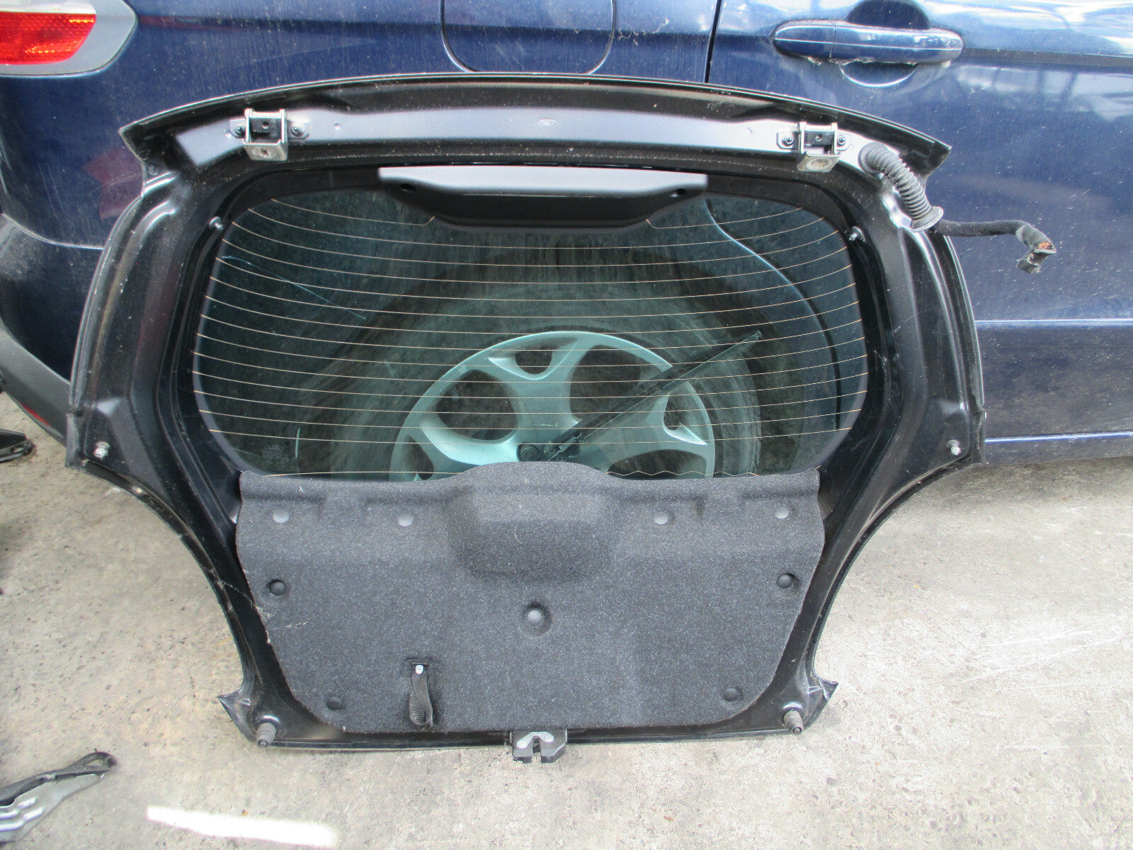 FORD KA MK2 2011 REAR COMPLETE TAILGATE BOOTLID BLACK
