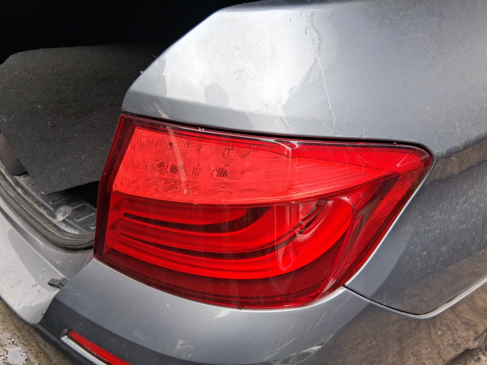 2010 BMW 5 SERIES F10 M SPORT OSR DRIVER SIDE REAR RIGHT OUTER TAIL LIGHT