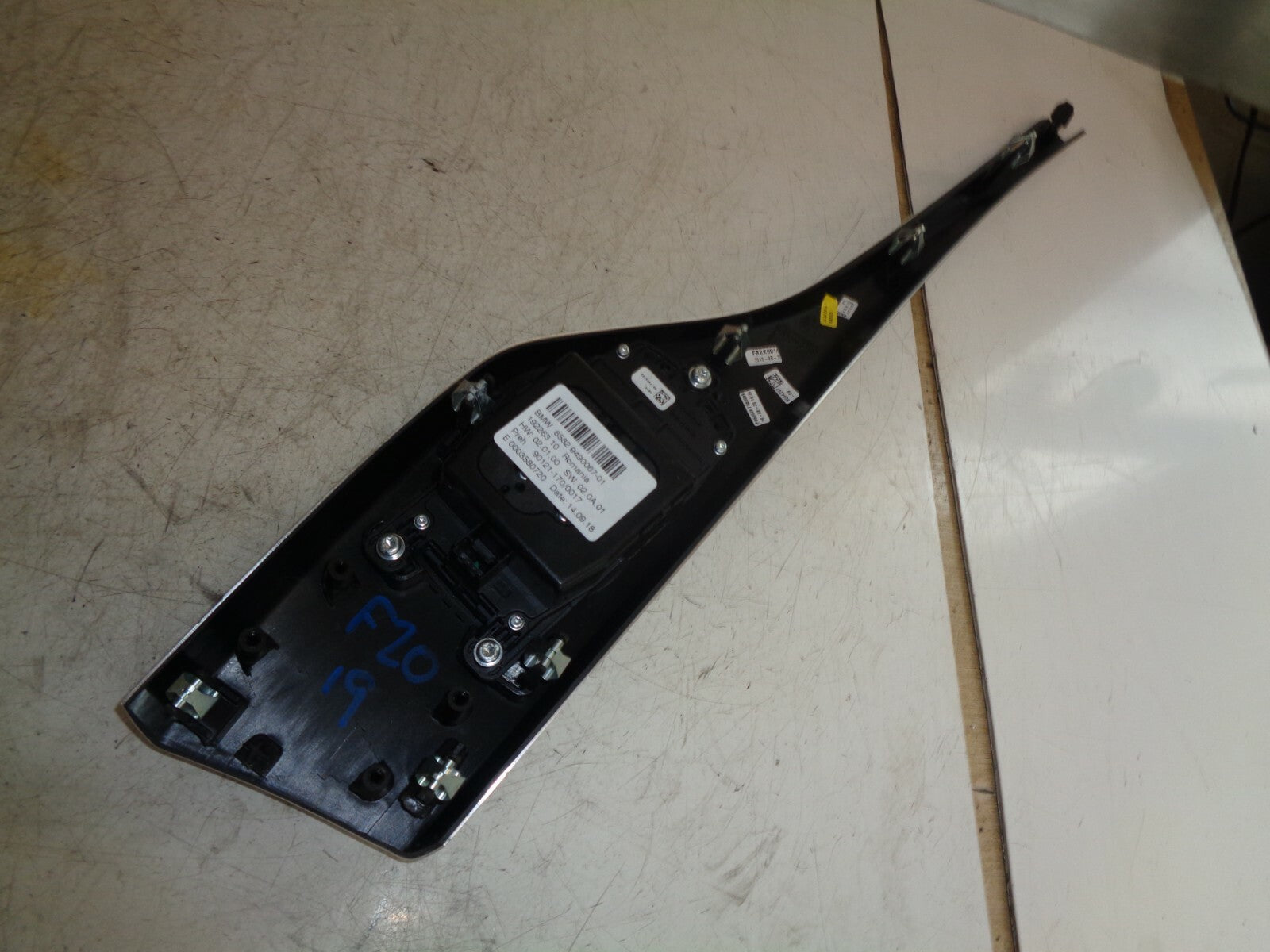 BMW 1 SERIES F20 2019 LCI IDRIVE CONTROLLER WITH TRIM 9490067