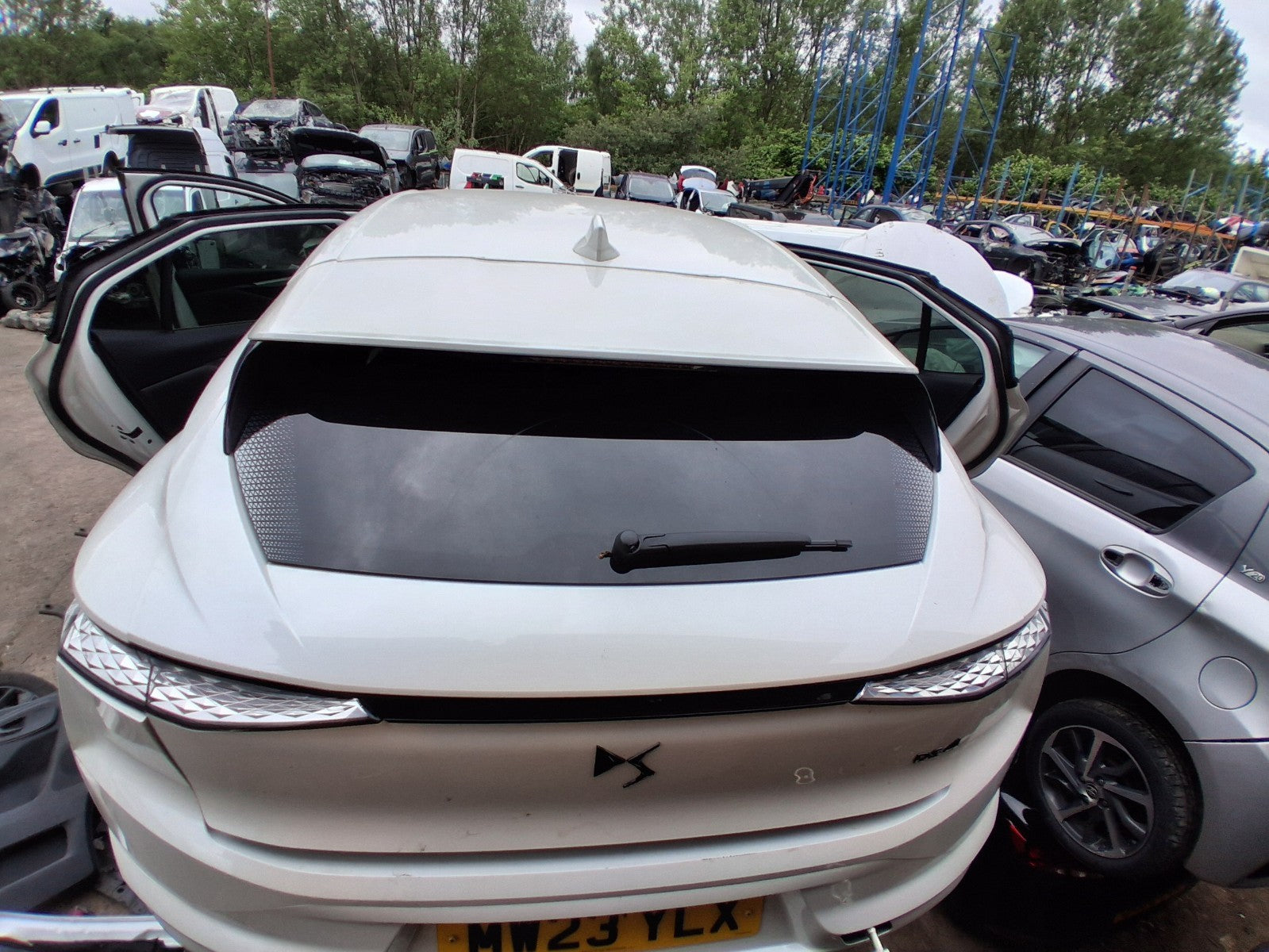 2023 DS AUTOMOBILES DS 4 REAR BARE TAILGATE BOOTLID WHITE