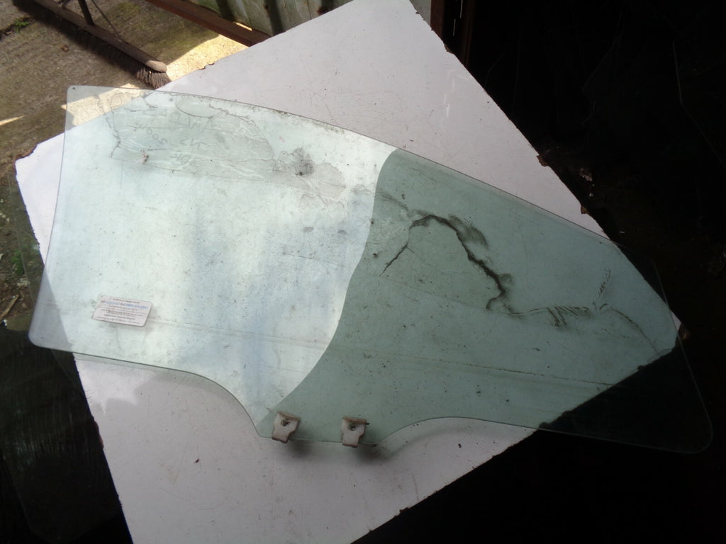 MAZDA 3 NSF PASSENGER SIDE FRONT DOOR WINDOW GLASS