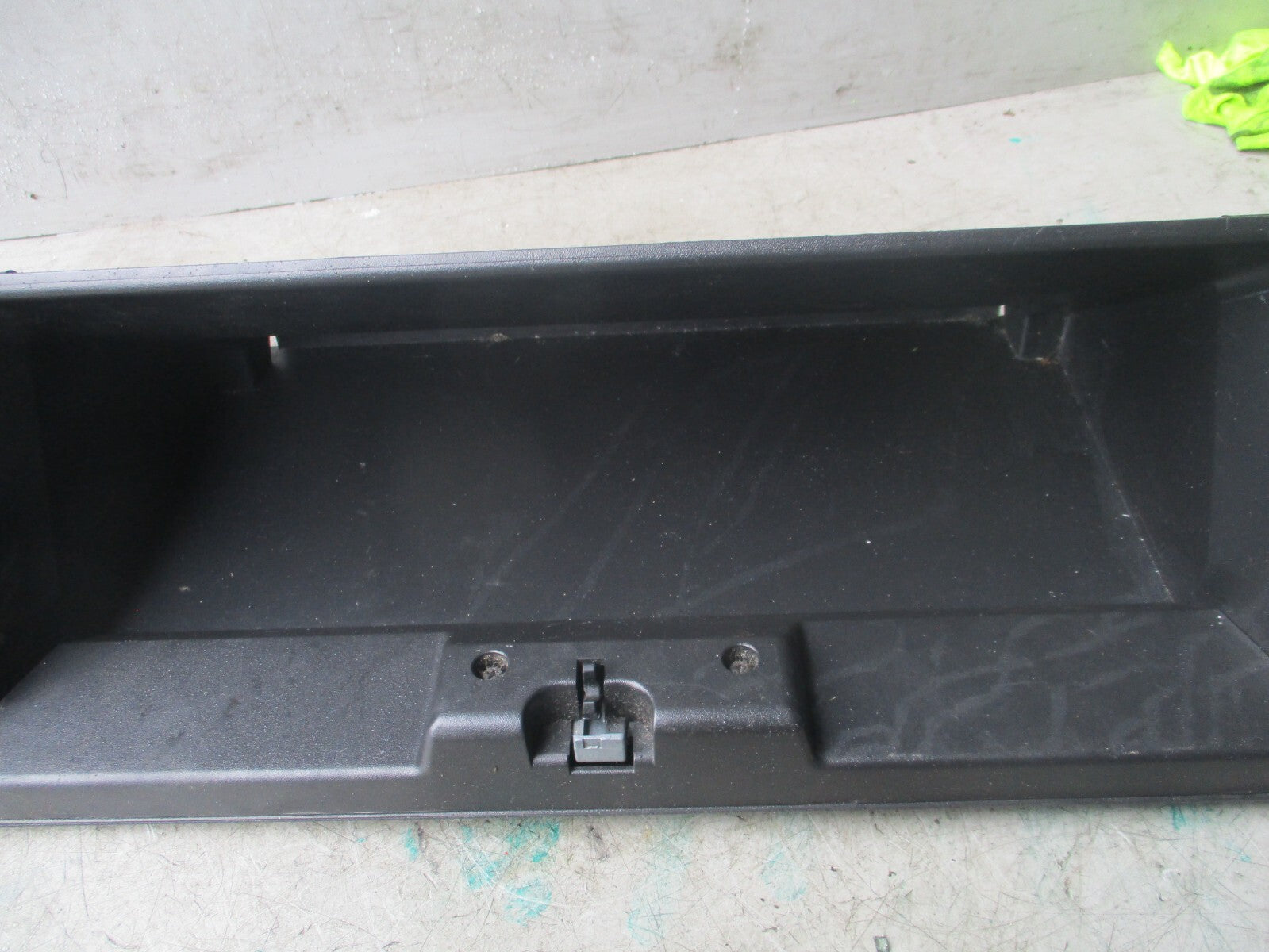 1995 RANGE ROVER 214 GLOVEBOX STORAGE COMPARTMENT