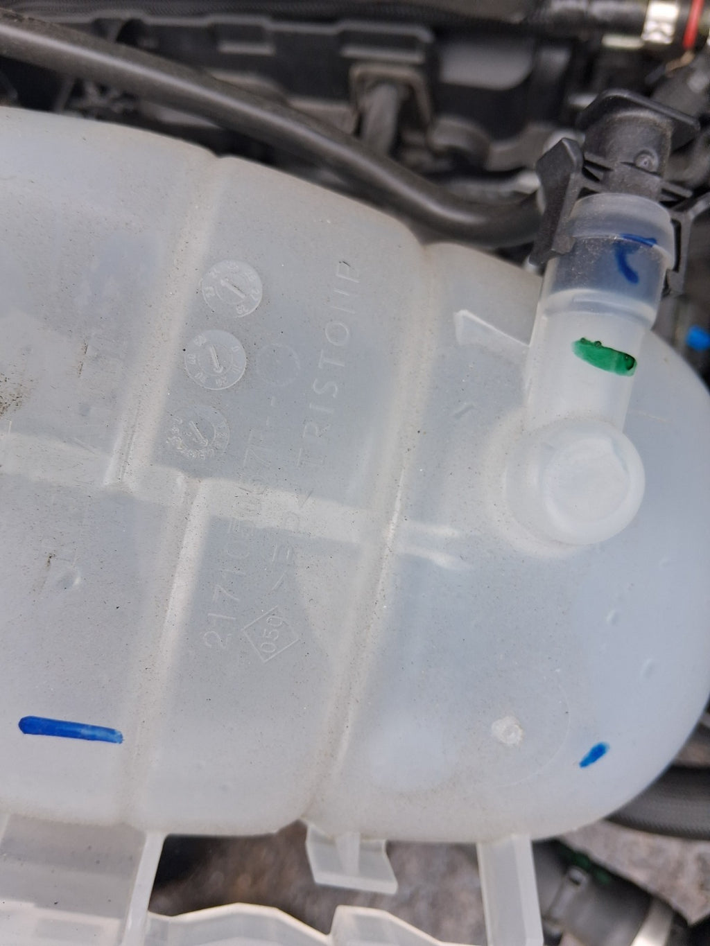 2024 RENAULT TRAFIC X82 2.0 DIESEL COOLANT OVERFLOW TANK WITHOUT LID 217105057R