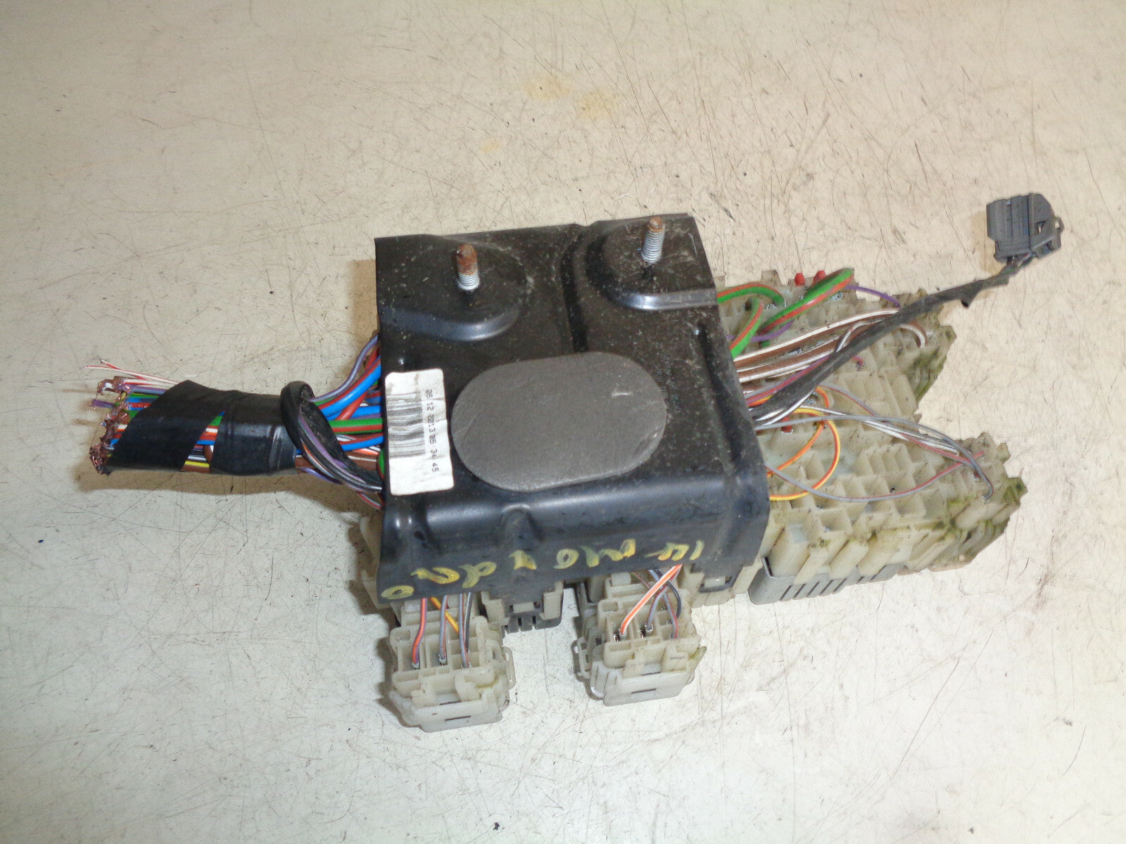 FORD GALAXY 2014 2.0 DIESEL FUSE & RELAY