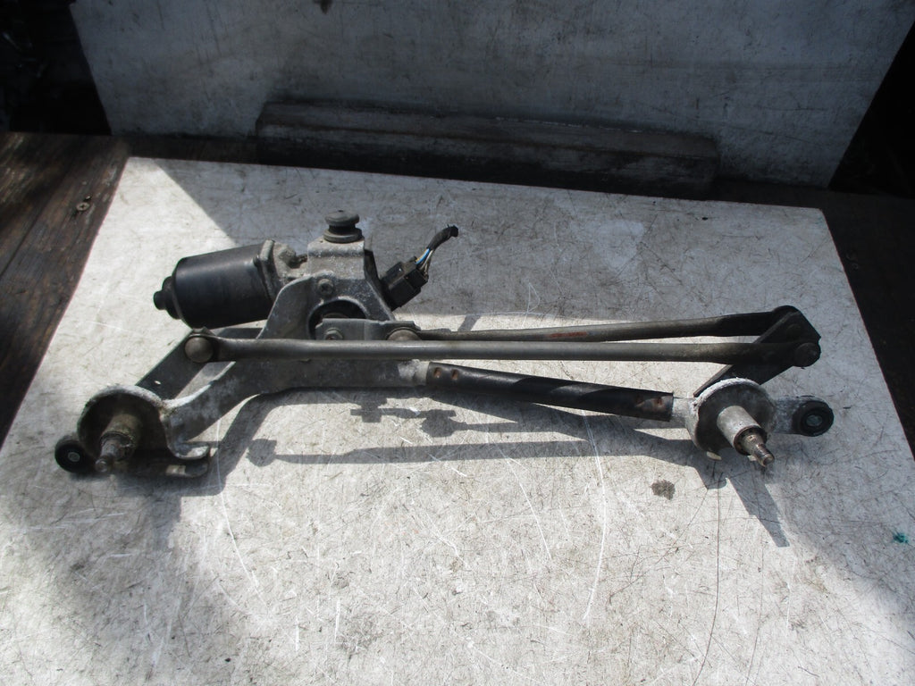 HYUNDAI I40 2012 FRONT WINDSCREEN WIPER MOTOR LINKAGES 981003Z900