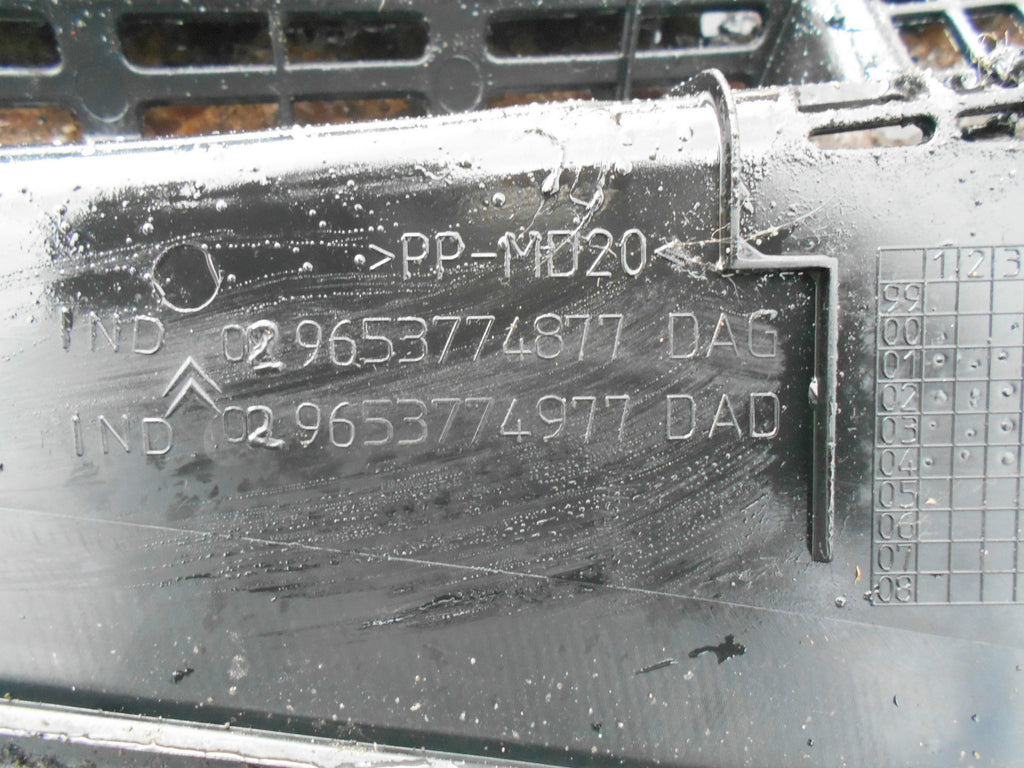 CITROEN C5 2005 SCUTTLE PANEL WINDSCREEN WIPER SURROUND 9653774877