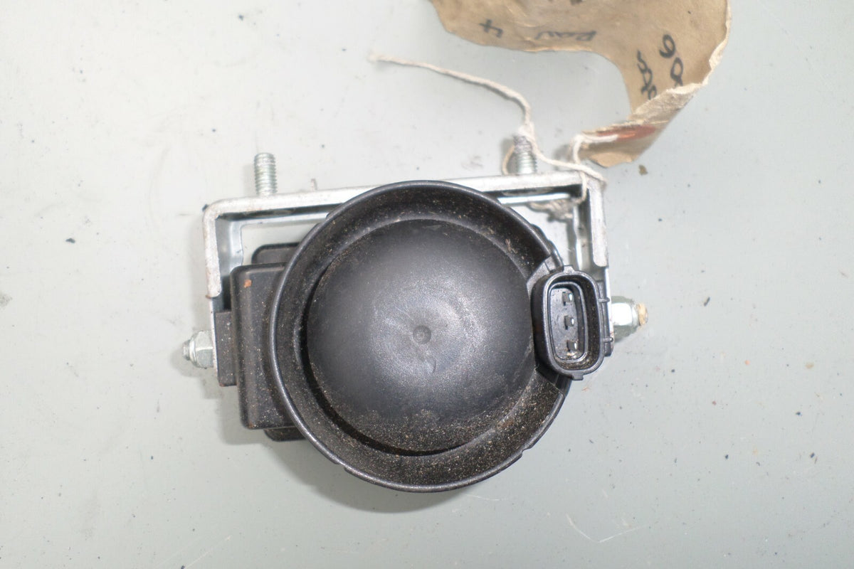 TOYOTA LEXUS ALARM SIREN THEFT WARNING 8904048020 PRIUS RAV 4 RX