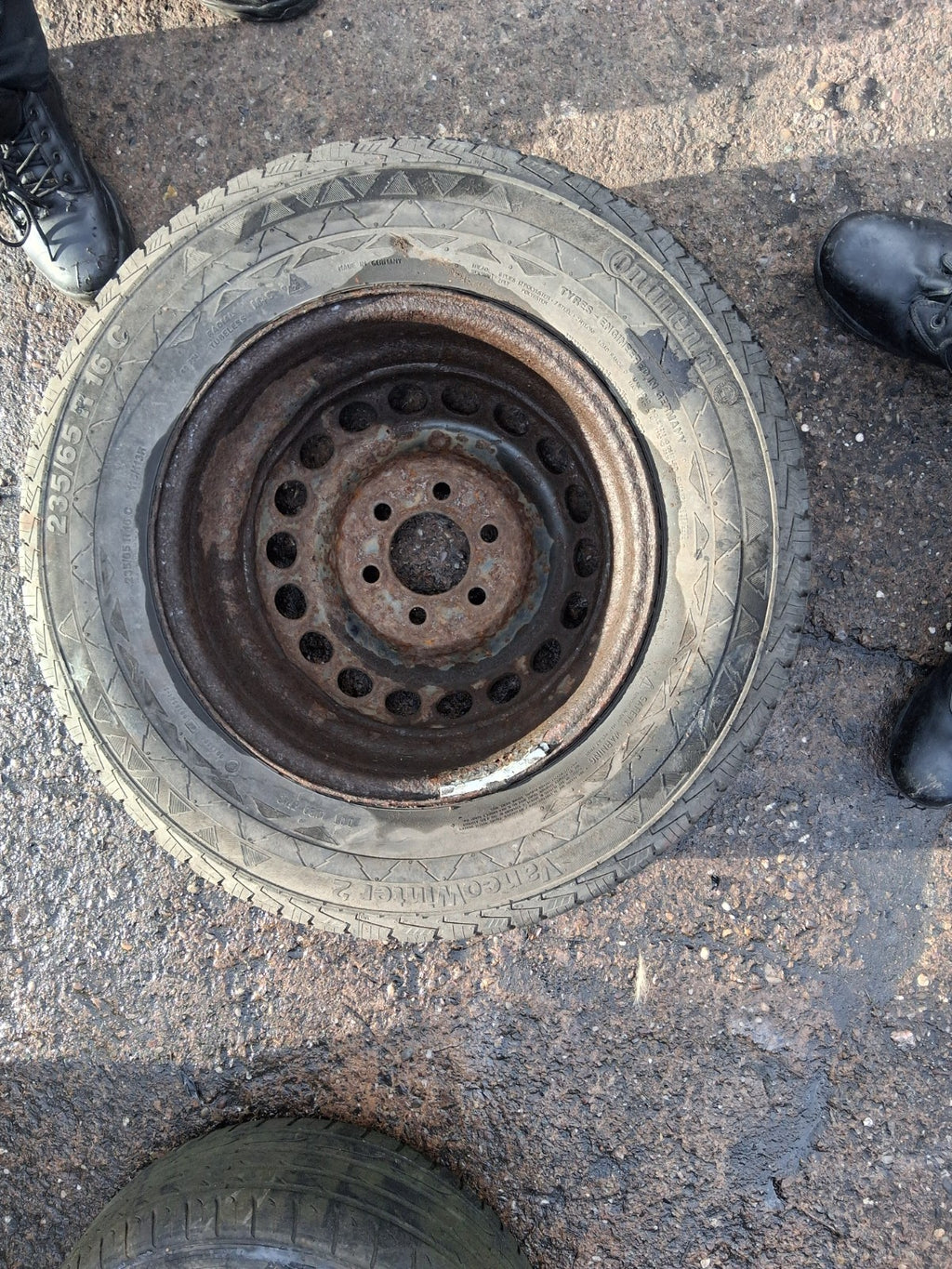 2012 MERCEDES SPRINTER MK2 W906 16 INCH STEEL WHEEL WITH TYRE 235/65R16