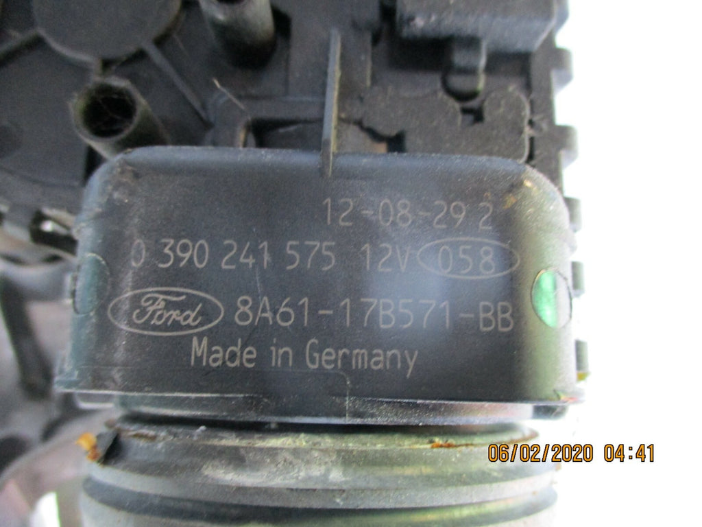 FORD FIESTA MK7 2012 FRONT WINDSCREEN WIPER MOTOR & LINKAGE ARMS 8A61-17500-BG