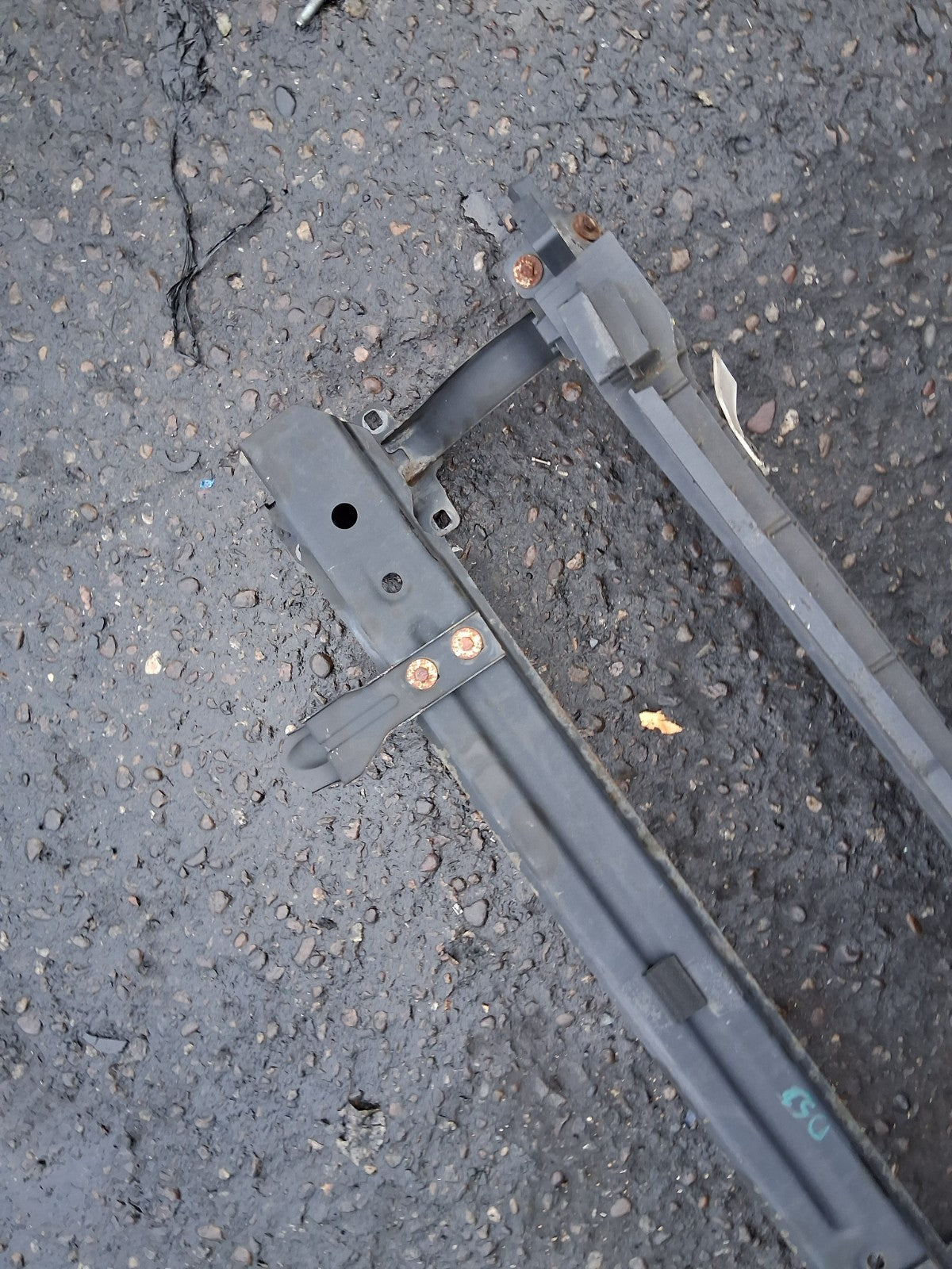 2012 CITROEN DS3 MK1 1.6 DIESEL FRONT BUMPER CRASH BAR REINFORCEMENT BAR