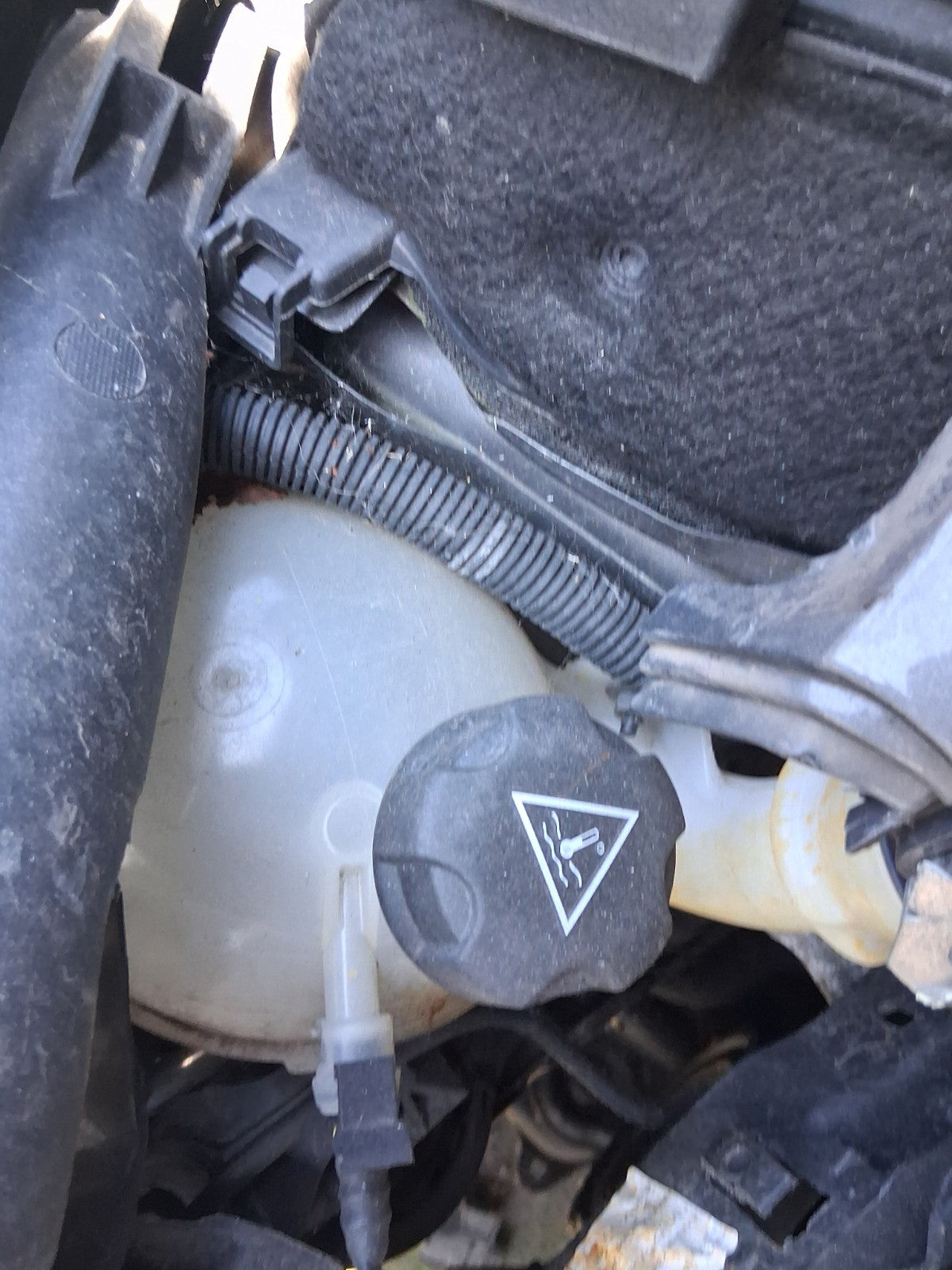 2019 PEUGEOT 208 MK1 1.2 PETROL COOLANT WATER EXPANSION TANK RESERVOIR