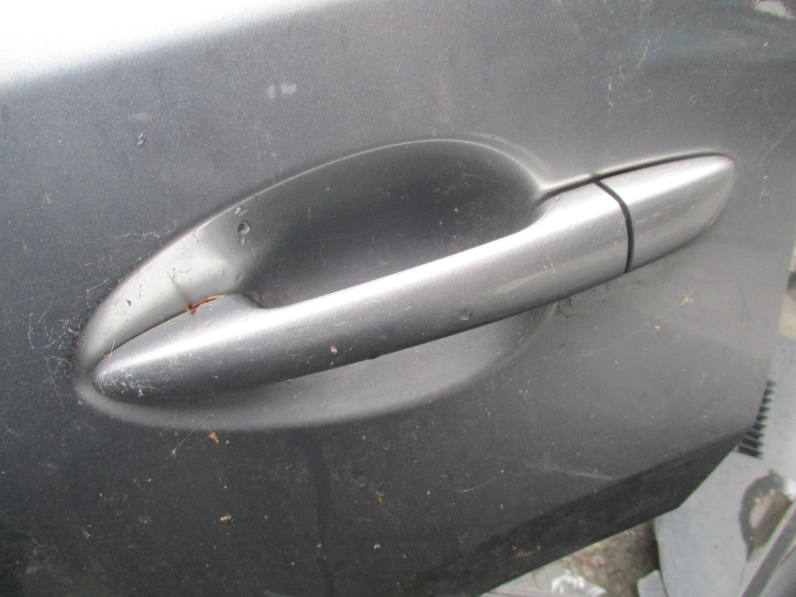 2013 MAZDA CX 5 MK1 NSR PASSENGER SIDE REAR EXTERIOR DOOR HANDLE SILVER P38