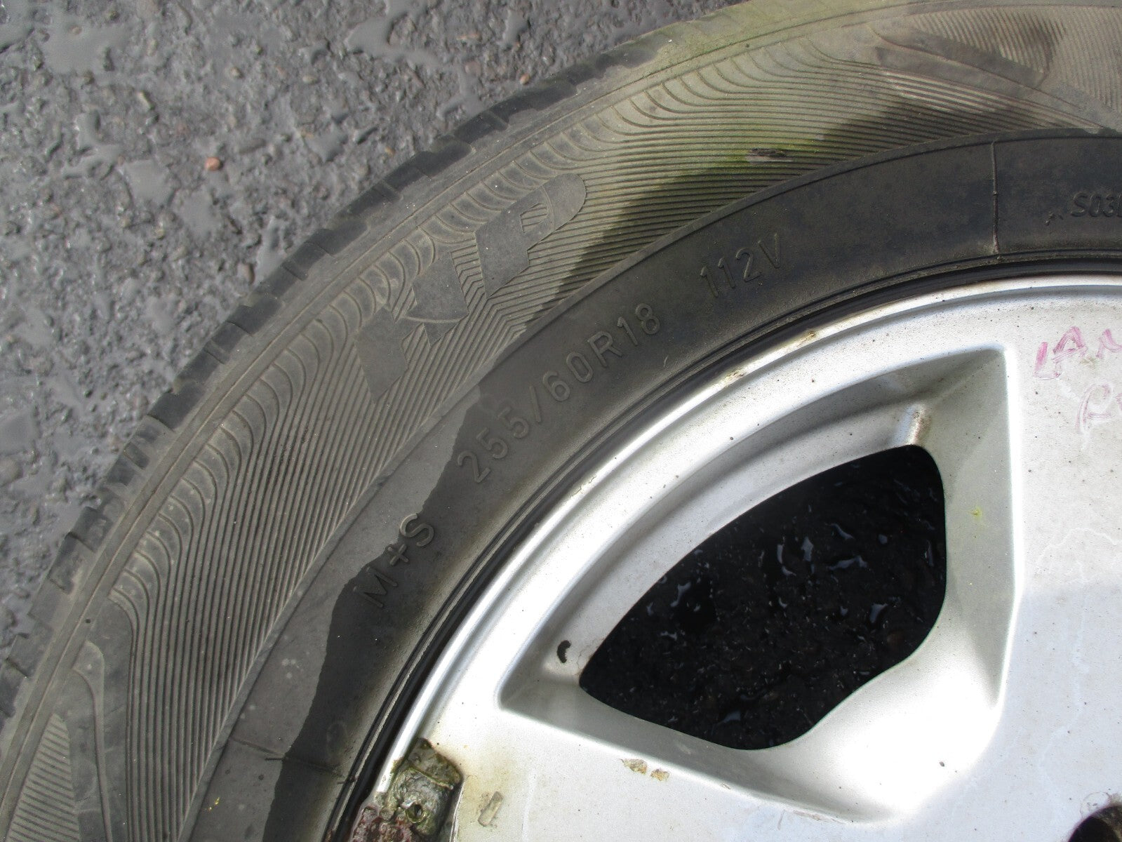 LANDROVER FREELANDER MK1 2002 18 INCH ALLOY WHEEL WITH TYRE 255/60R18